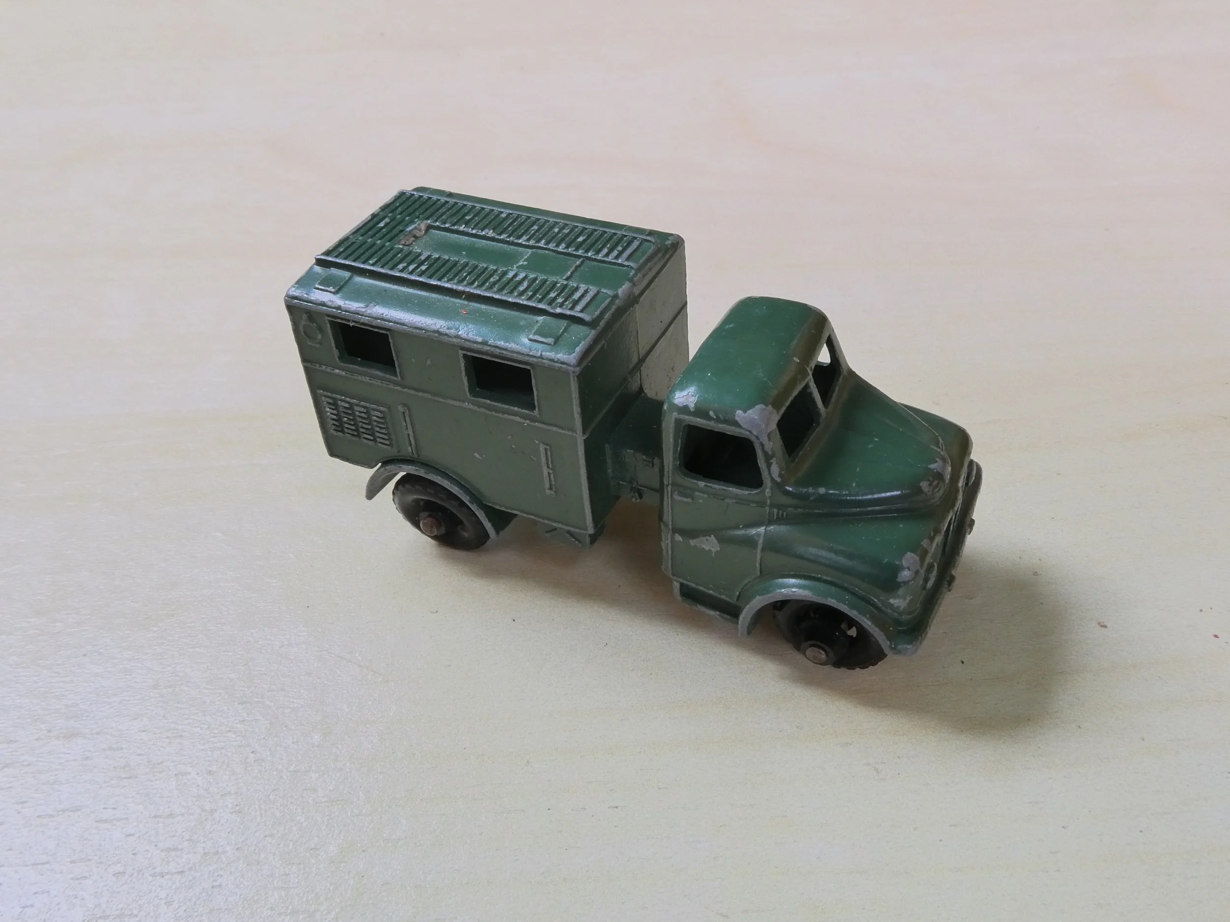 Lesney Nr 68 Austin Mark 2 Radio Truck