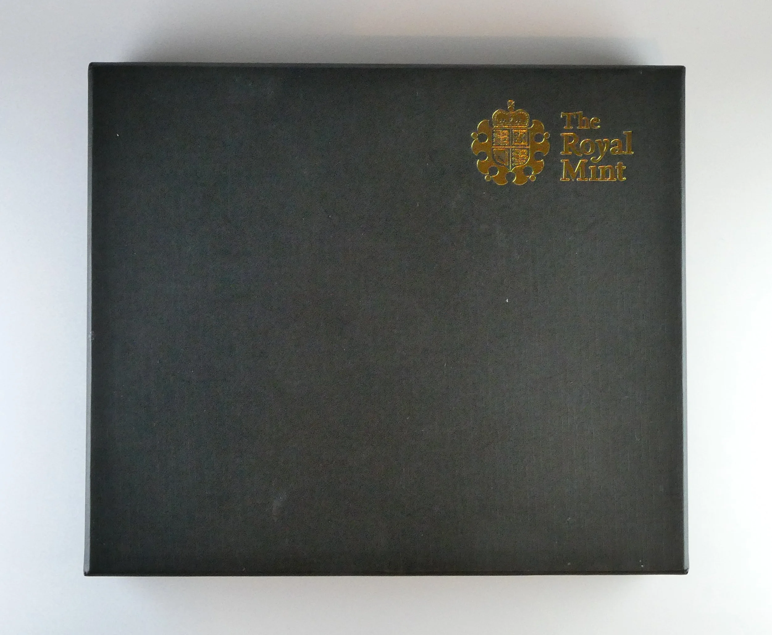 Royal Mint Commemorative Proof Set 2010 front cover
