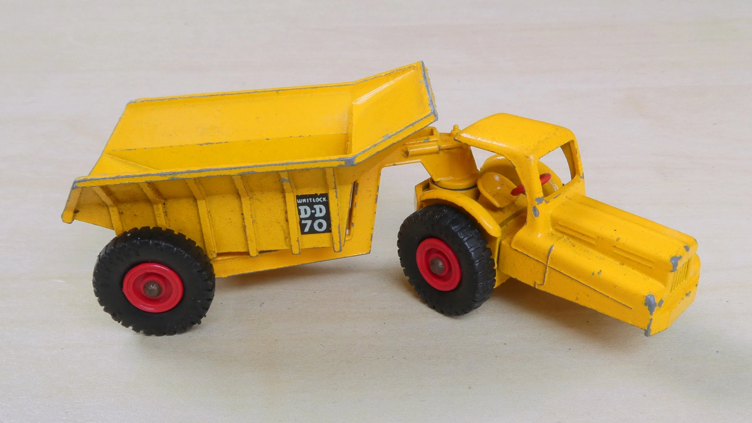 Lesney Matchbox Major Pack 10 Dinkum Dumper Truck