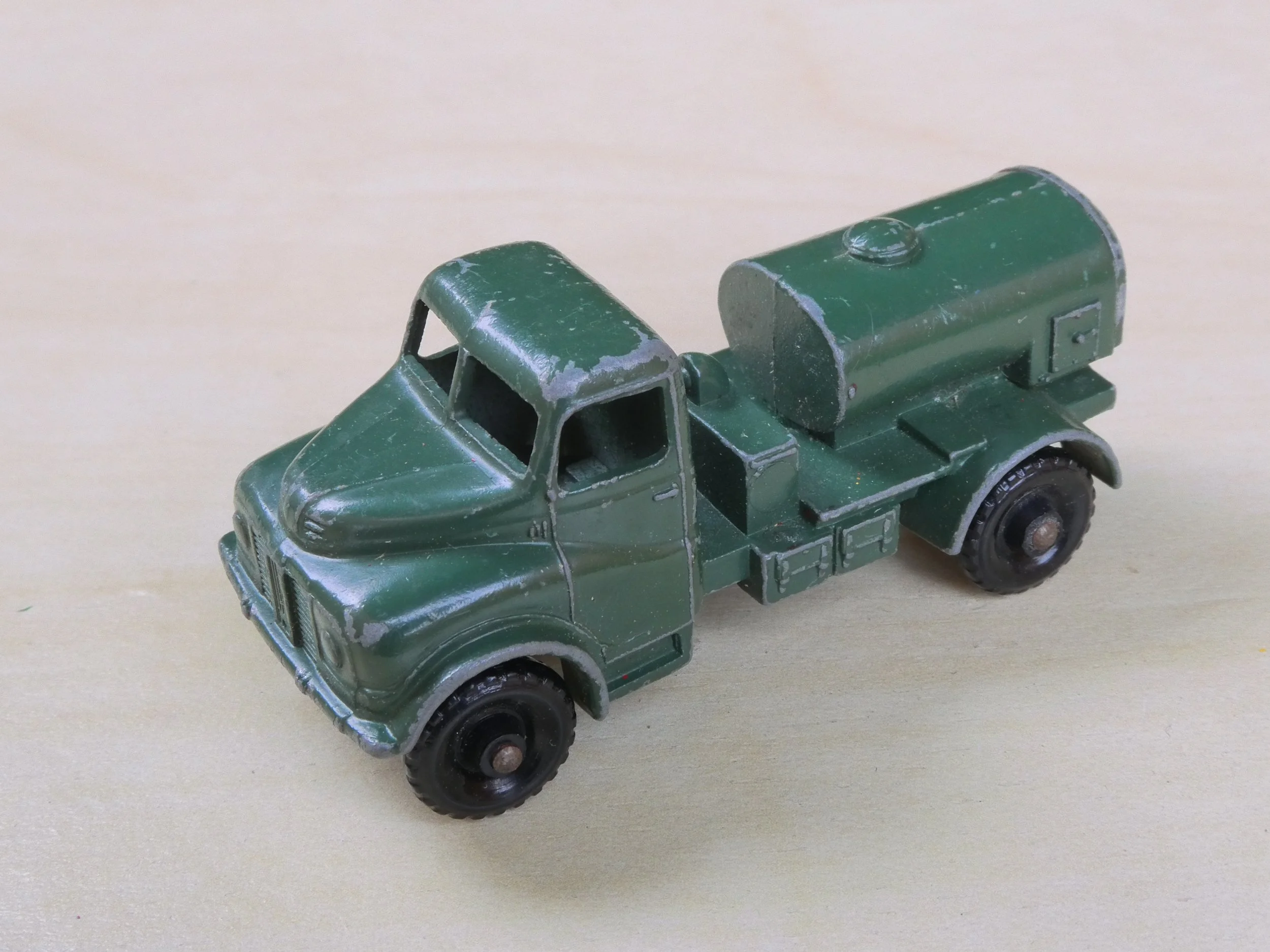 Lesney Nr 71 Austin 200 Gallon Water Truck