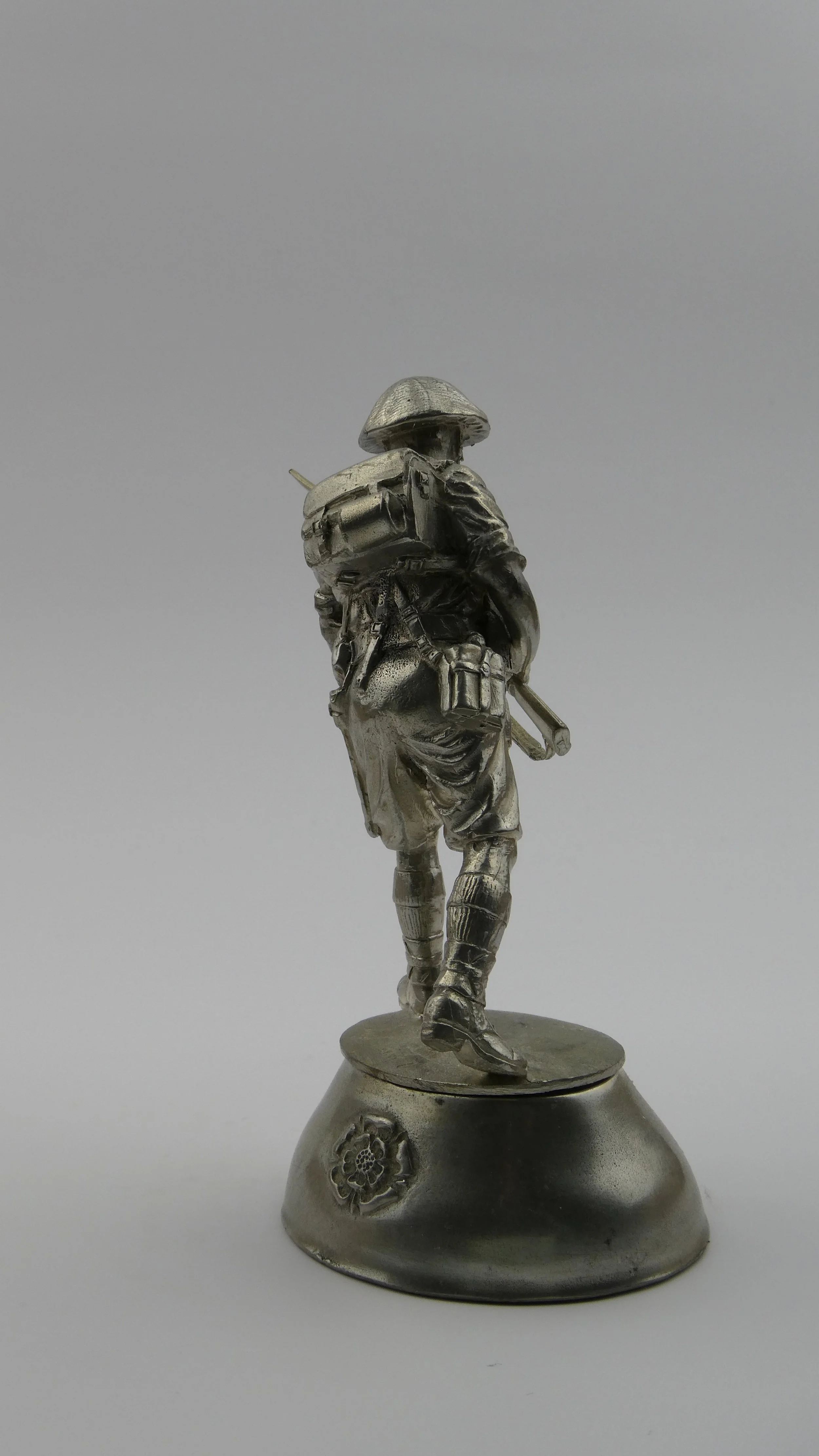 Soldier Queen’s Regiment