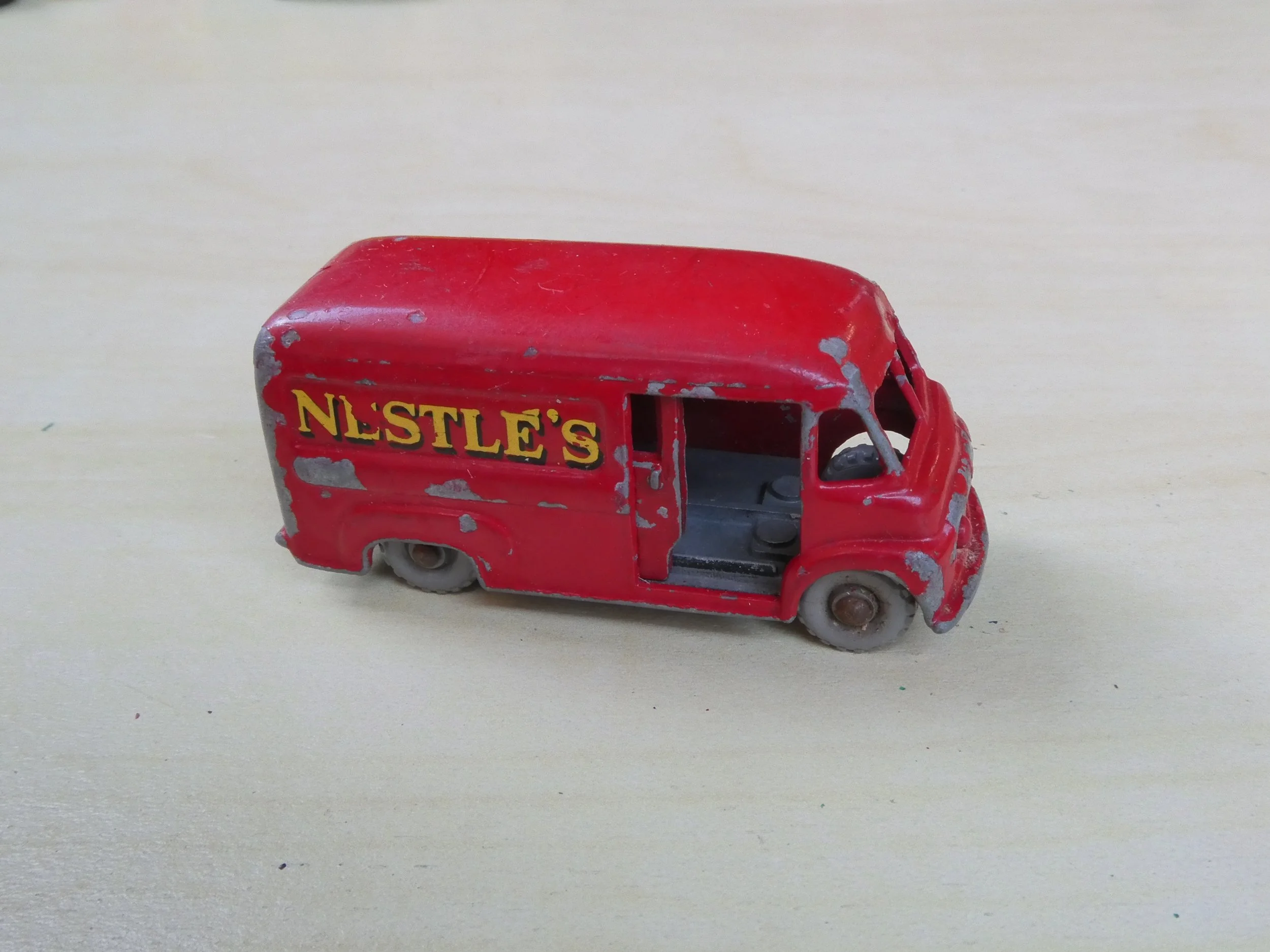Lesney Nr 69 Commer 30 CWT van