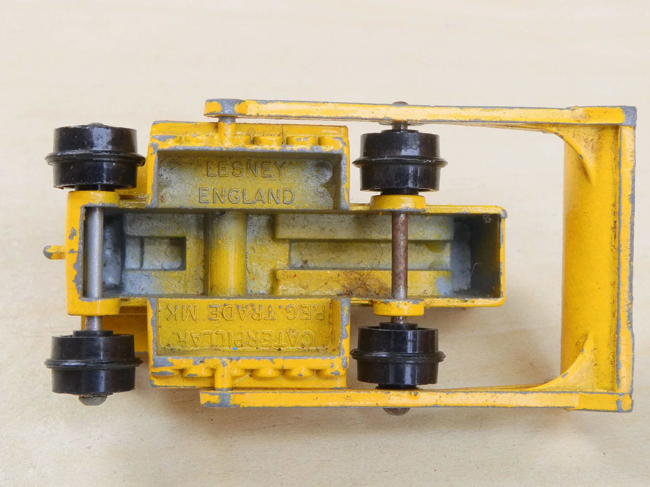 Lesney Nr 18 Caterpillar Bulldozer
