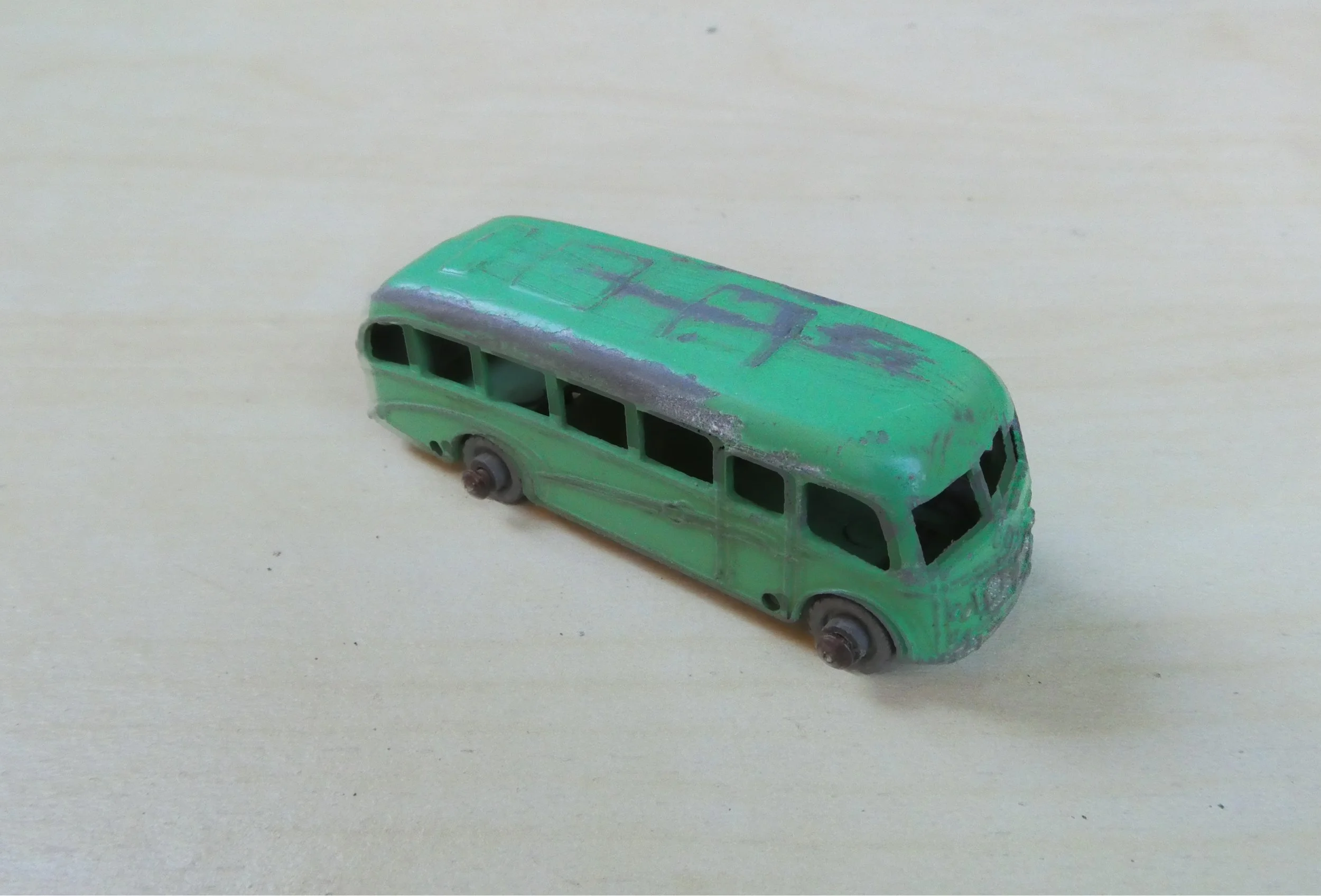 Lesney Nr 21 Bedford Duple Luxury Coach