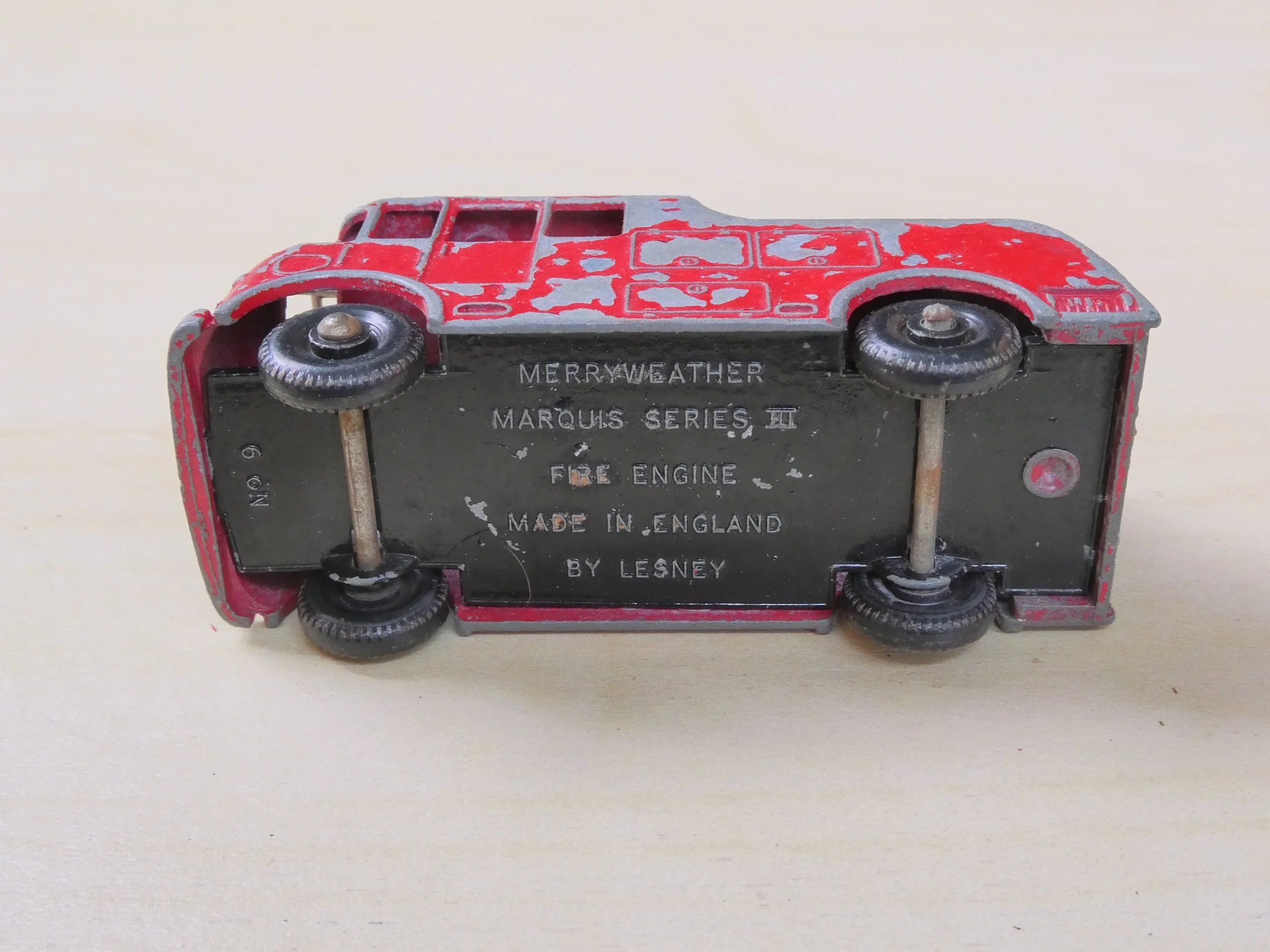 Lesney Nr 9 Merryweather Marquis Series III Fire Engine