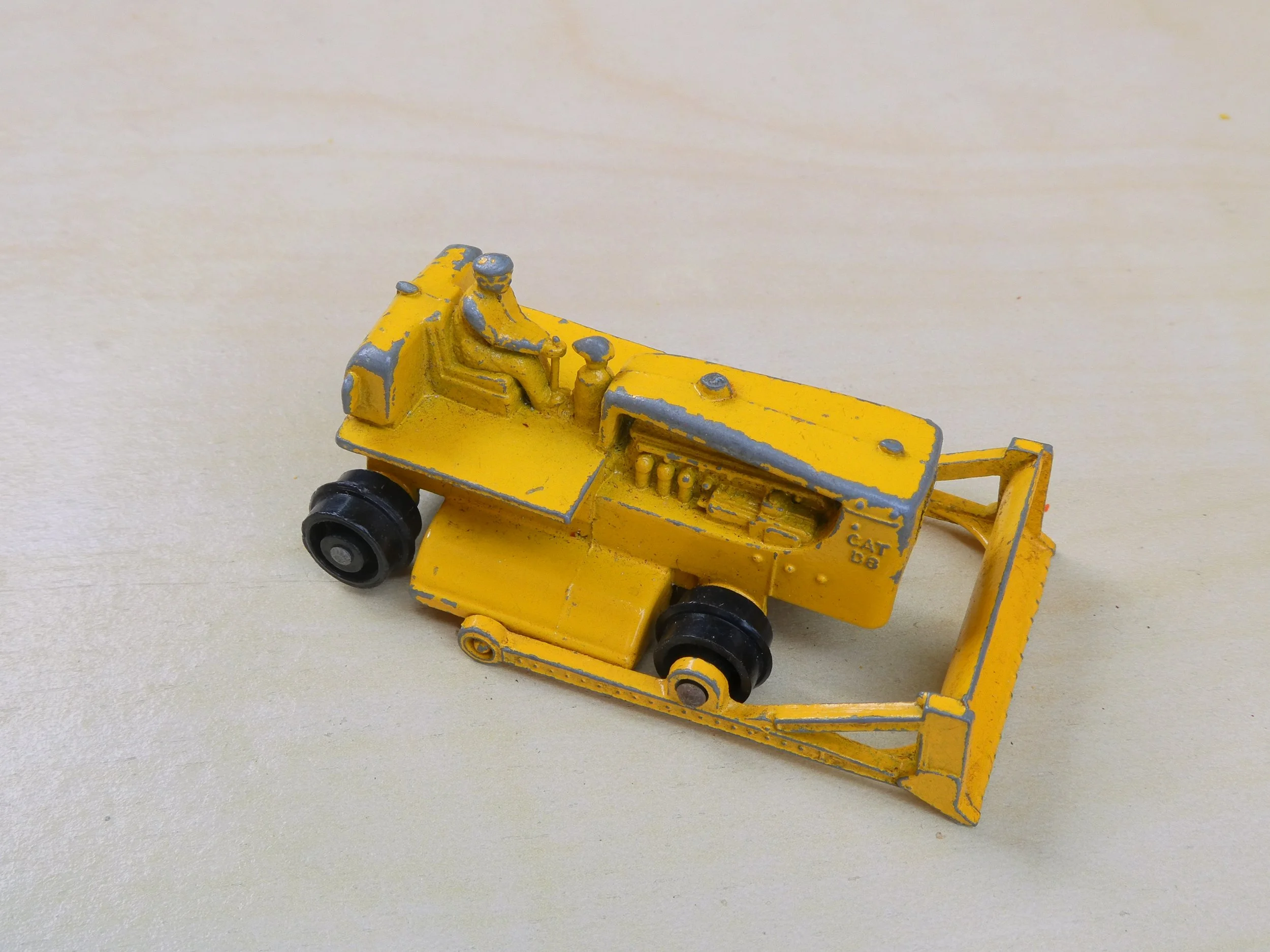Lesney Nr 18 Caterpillar Bulldozer