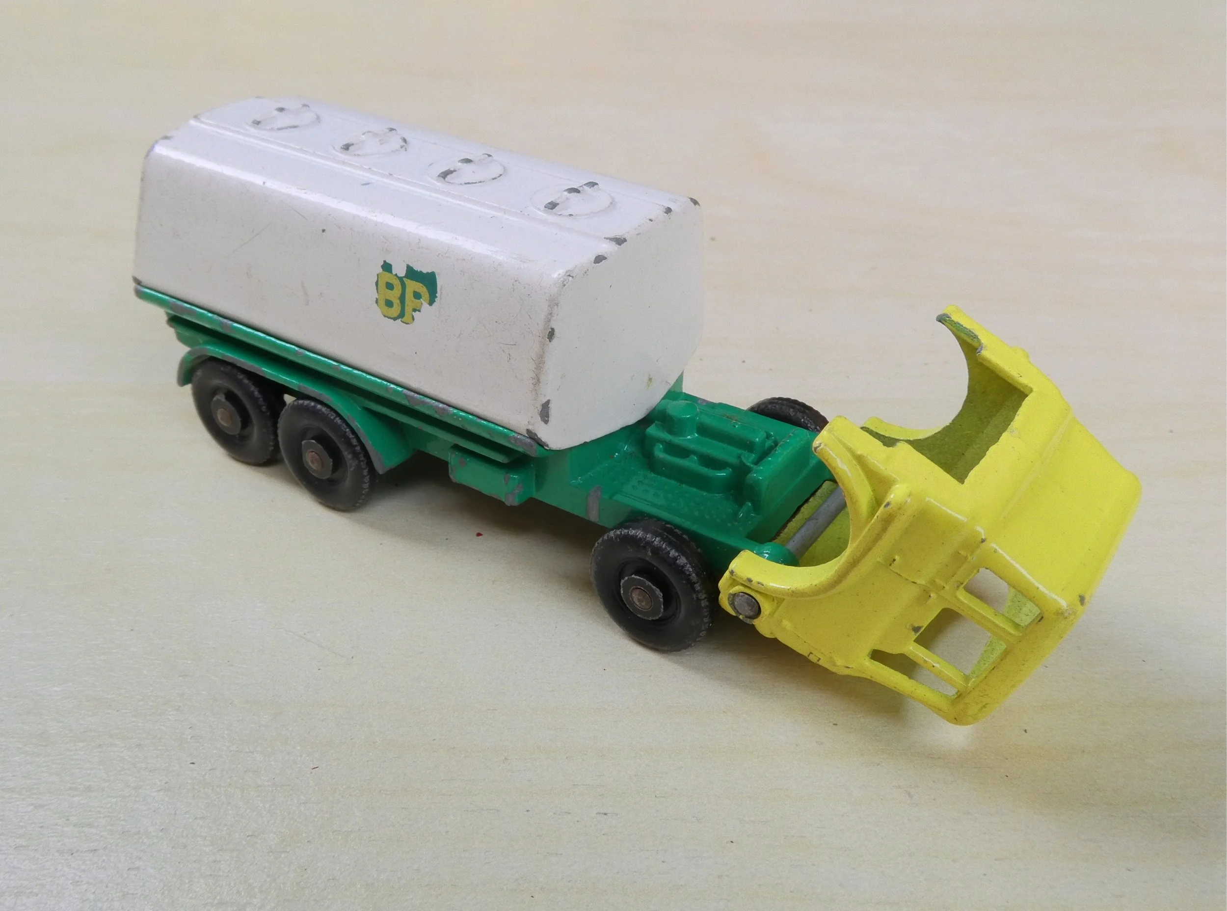 Lesney Matchbox Series Nr 25 Petrol Tanker