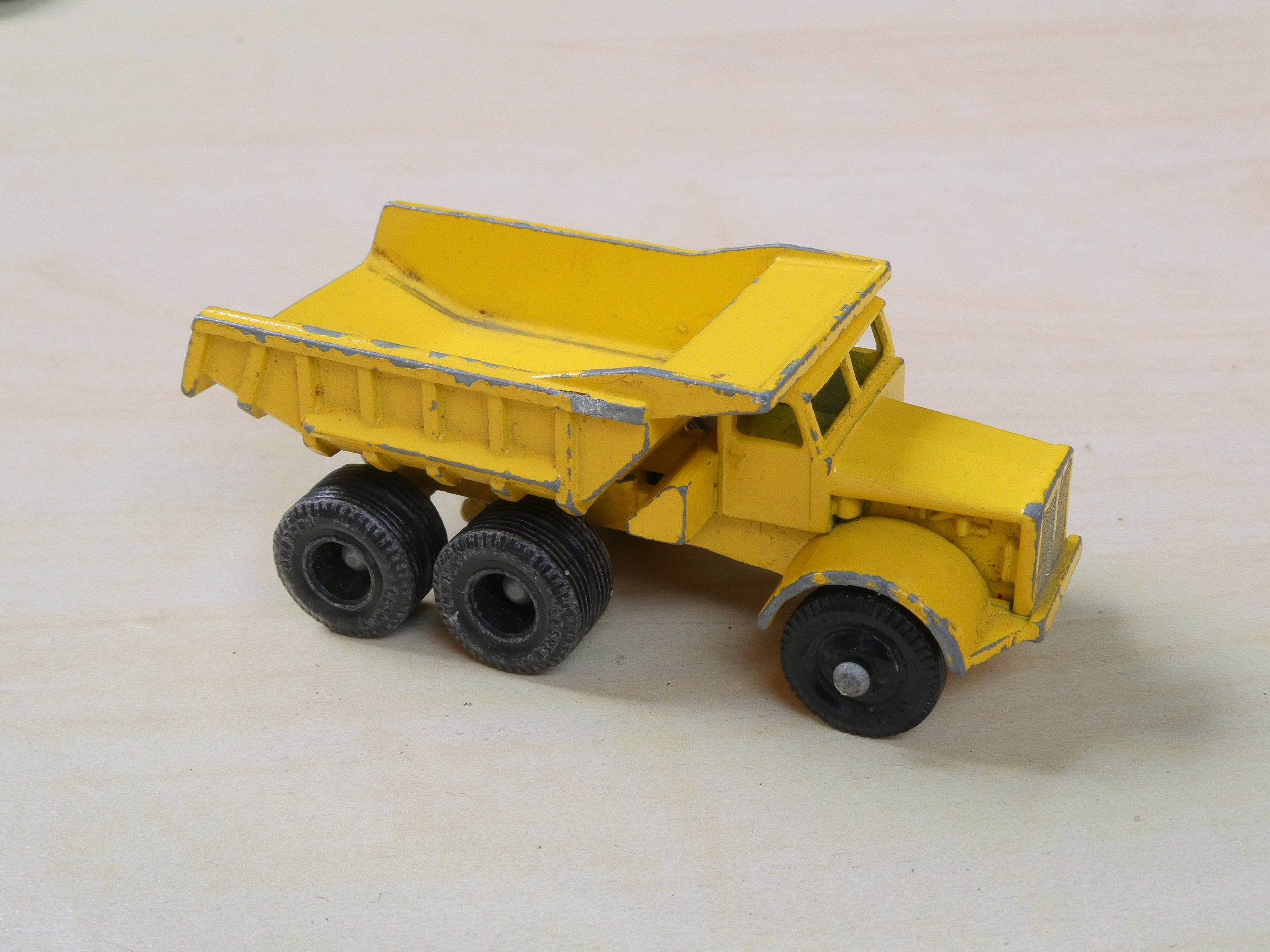 Lesney Nr 6 Euclid Dump Truck