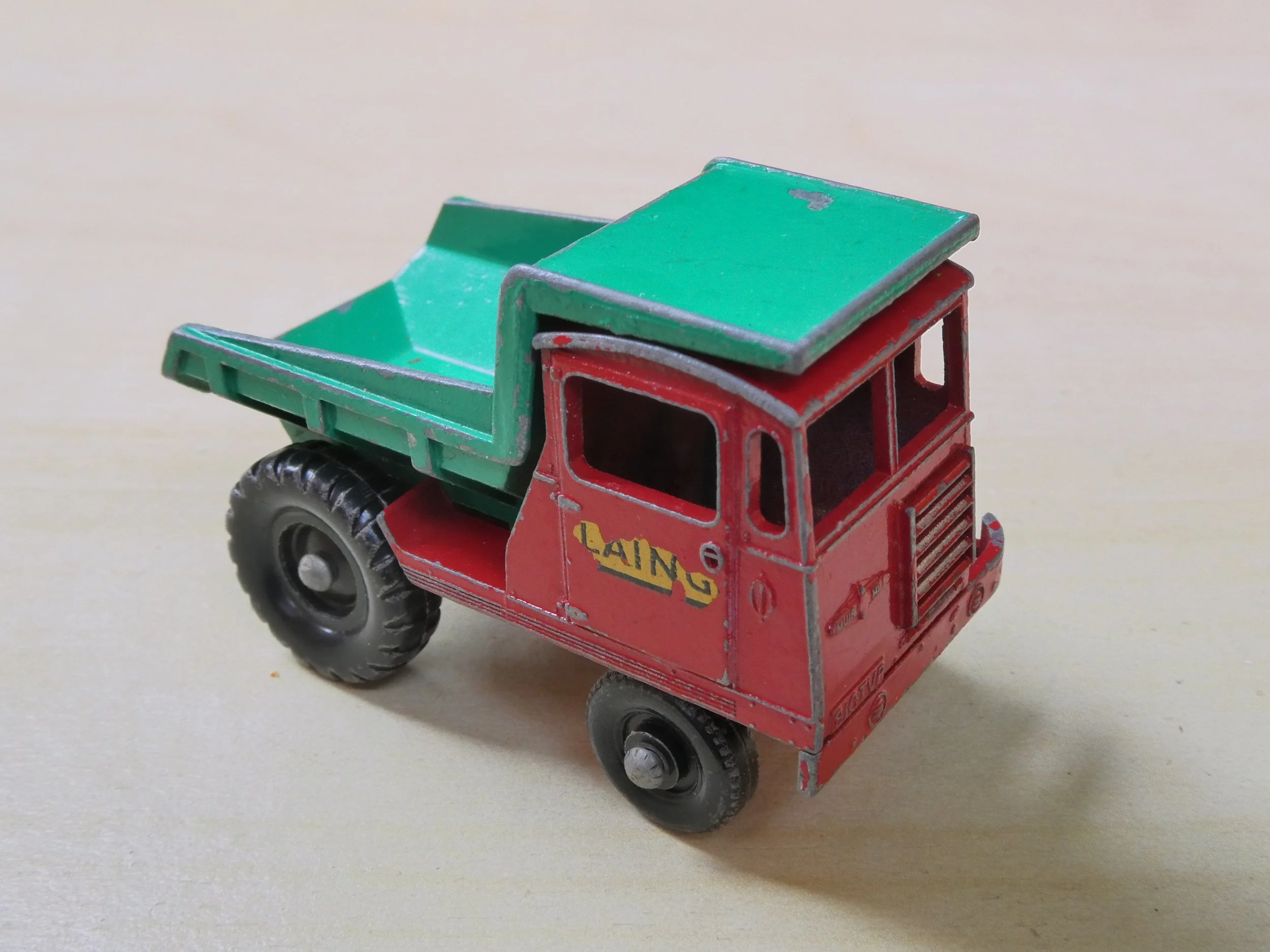 Lesney Nr 2 Muir Hill Dumper Truck