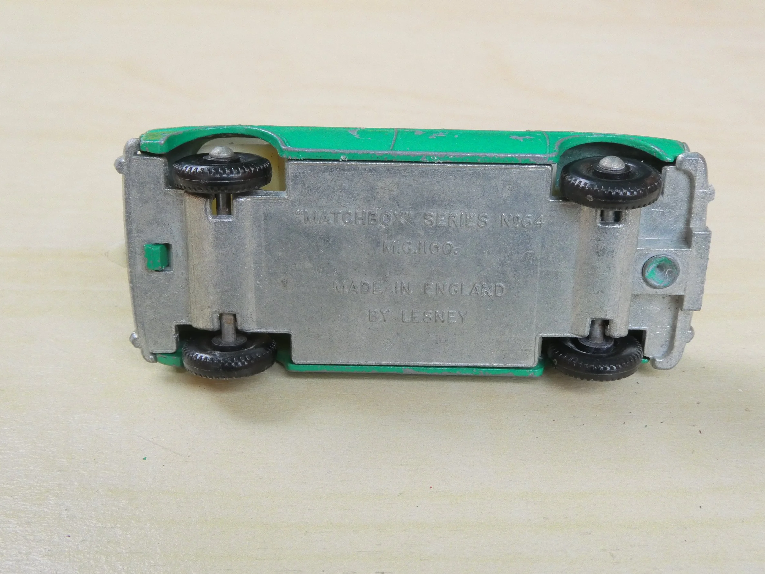 Lesney Matchbox series nr 64 MG 1100