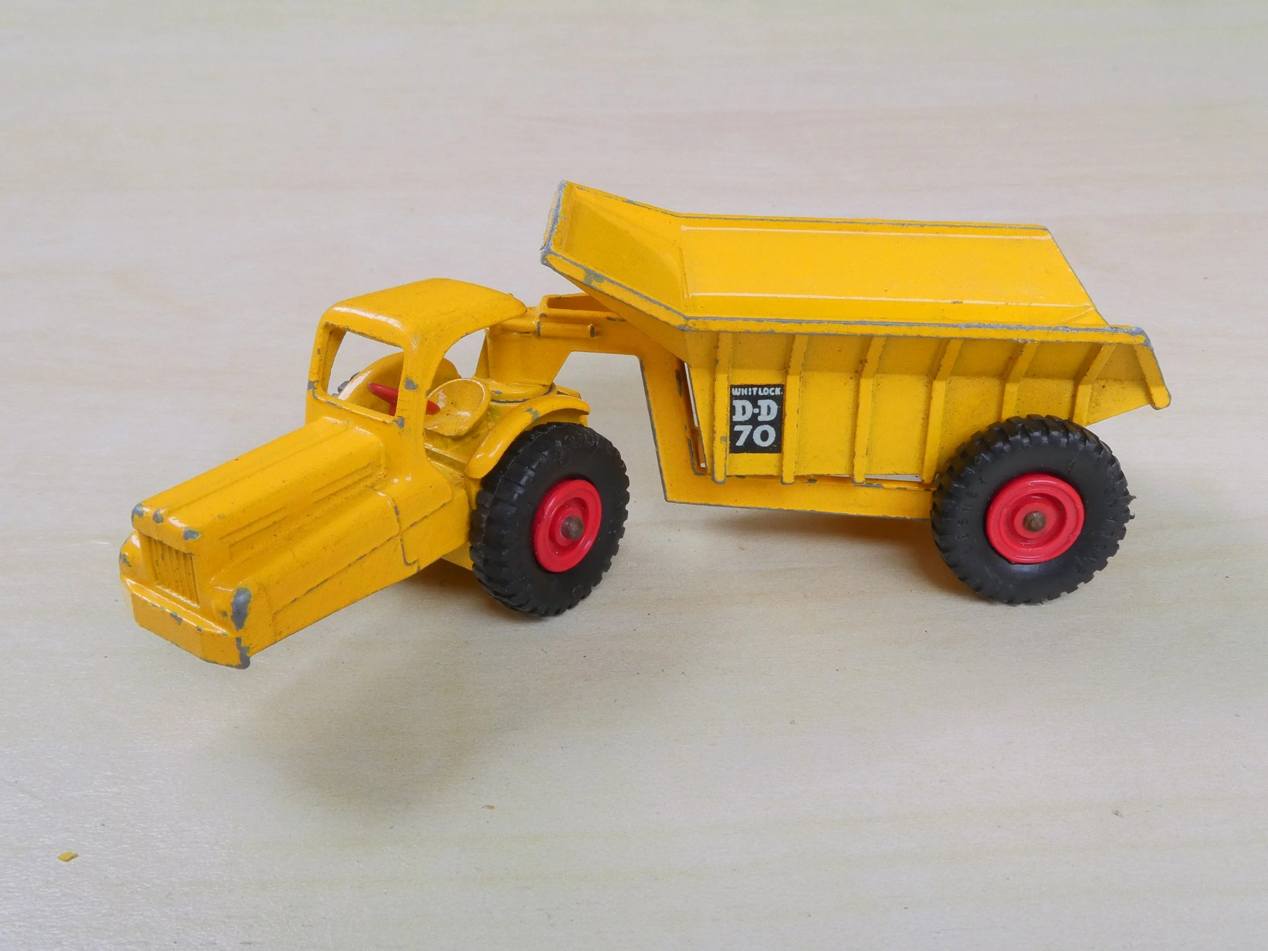 Lesney Matchbox Major Pack 10 Dinkum Dumper Truck