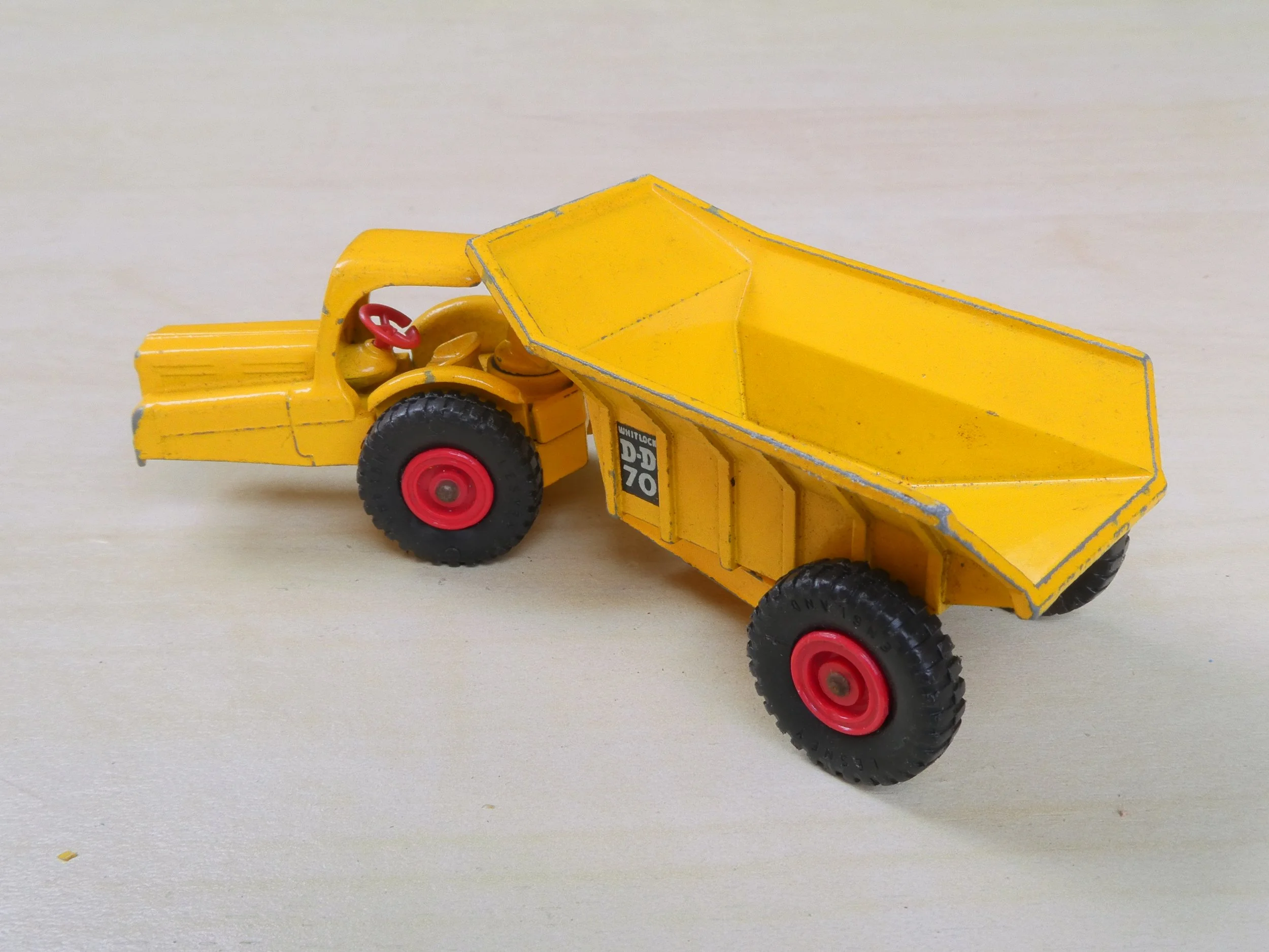 Lesney Matchbox Major Pack 10 Dinkum Dumper Truck