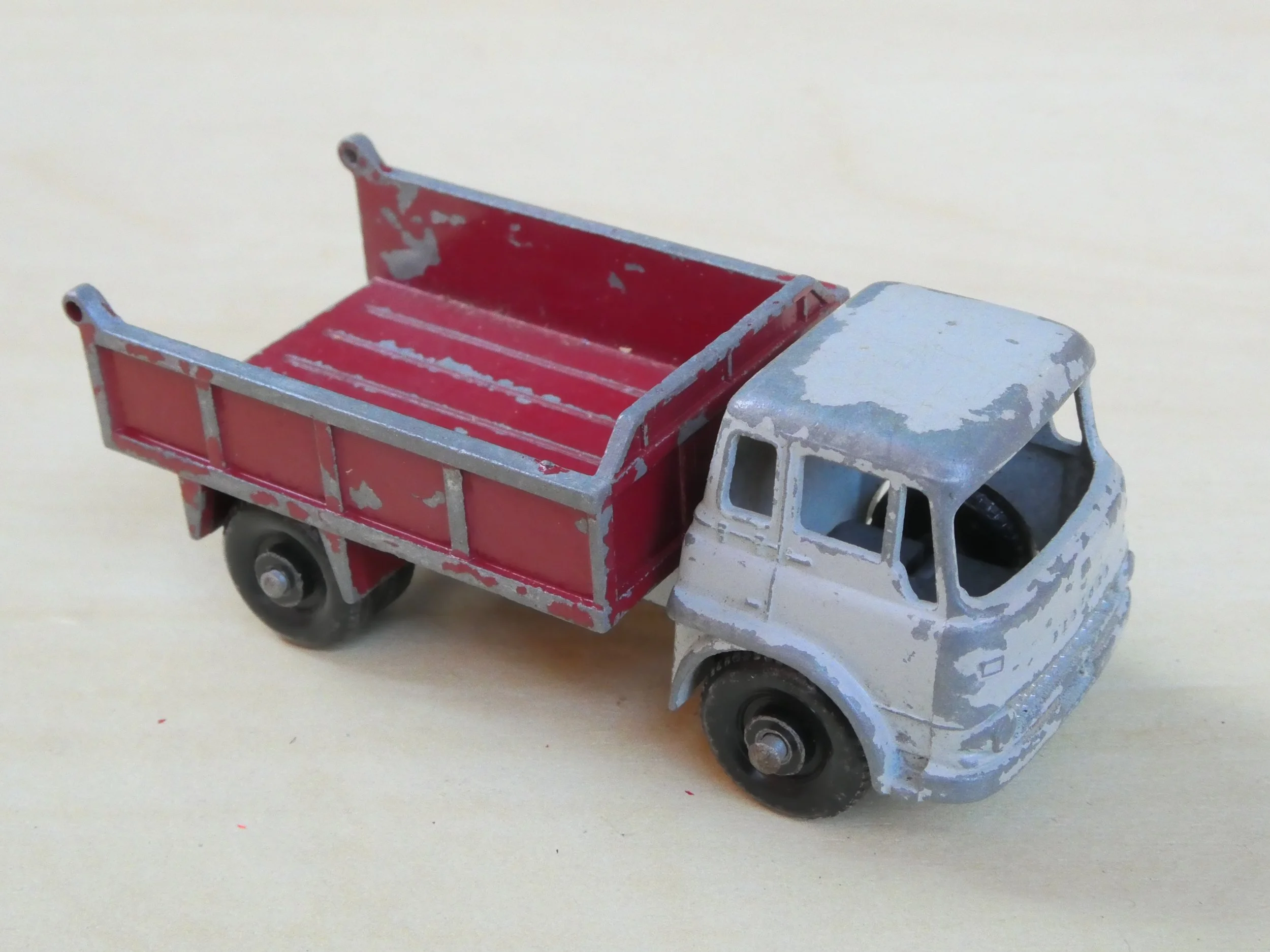 Lesney Nr 3 Bedford 7.5 Ton Tipper Truck