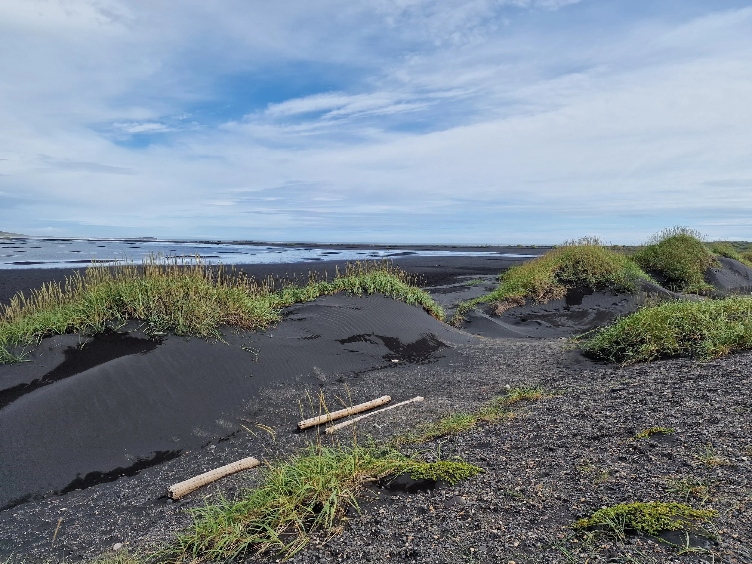 Íslenskt landslag, svört sandfjara - ljósmynd Gyða Eyjólfsdóttir