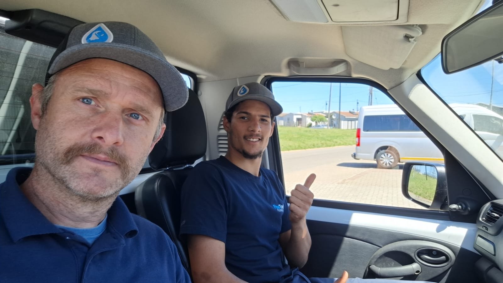 Deon [left] and Mike [right] getting things FLOWING 😎💦