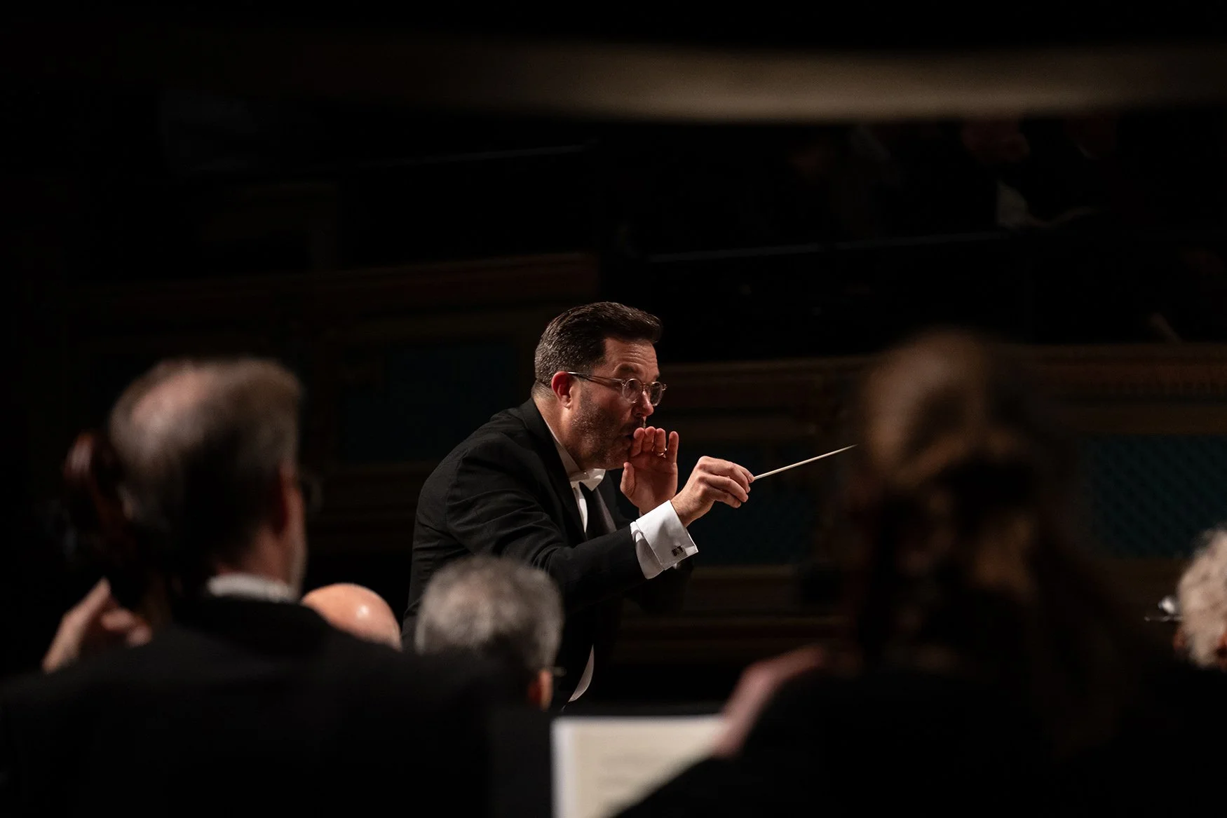 lpo_conductor_directing_the_symphony_GK_Photography_copyright.jpg