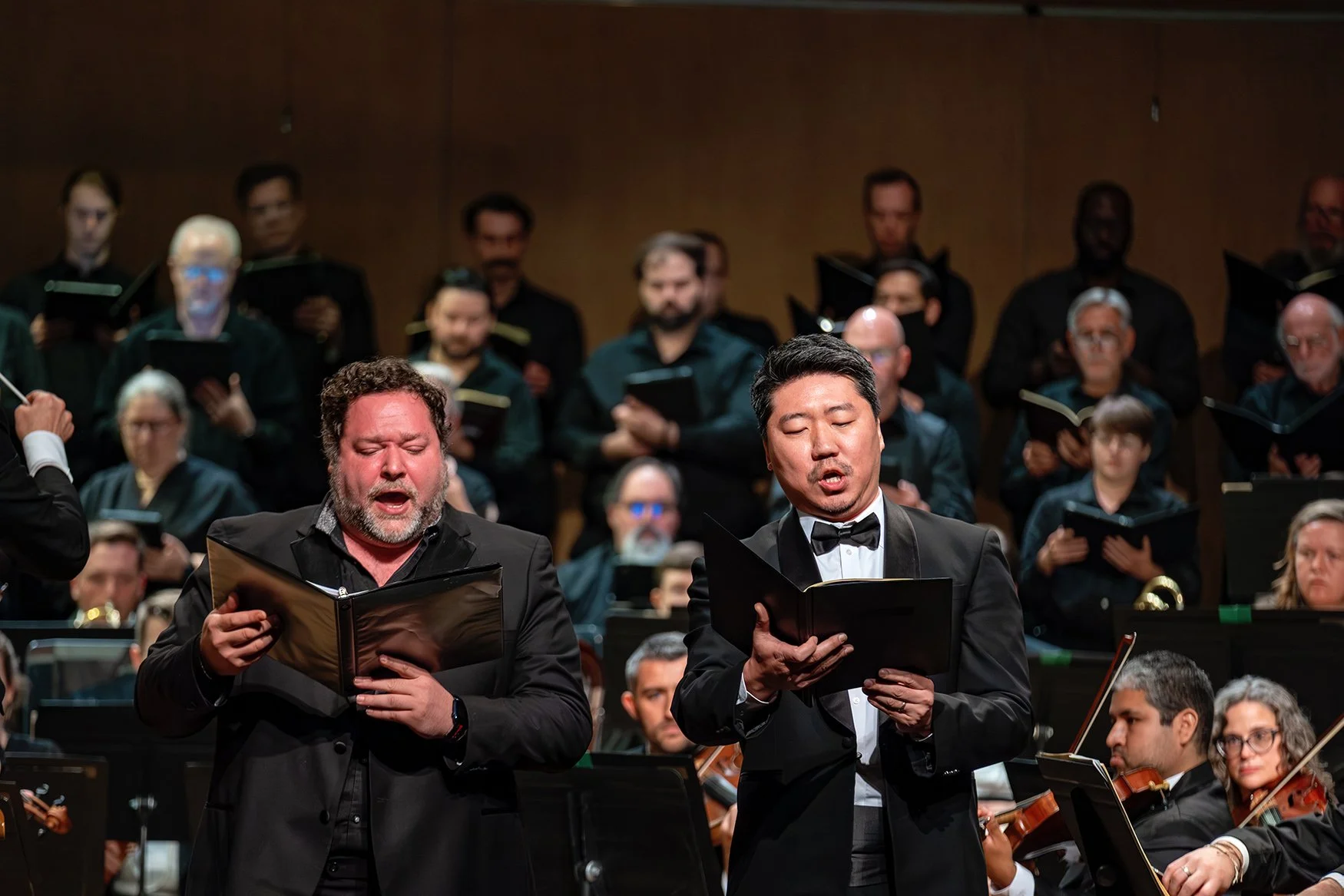 opera_male_singers_singing_gk_photography.jpg