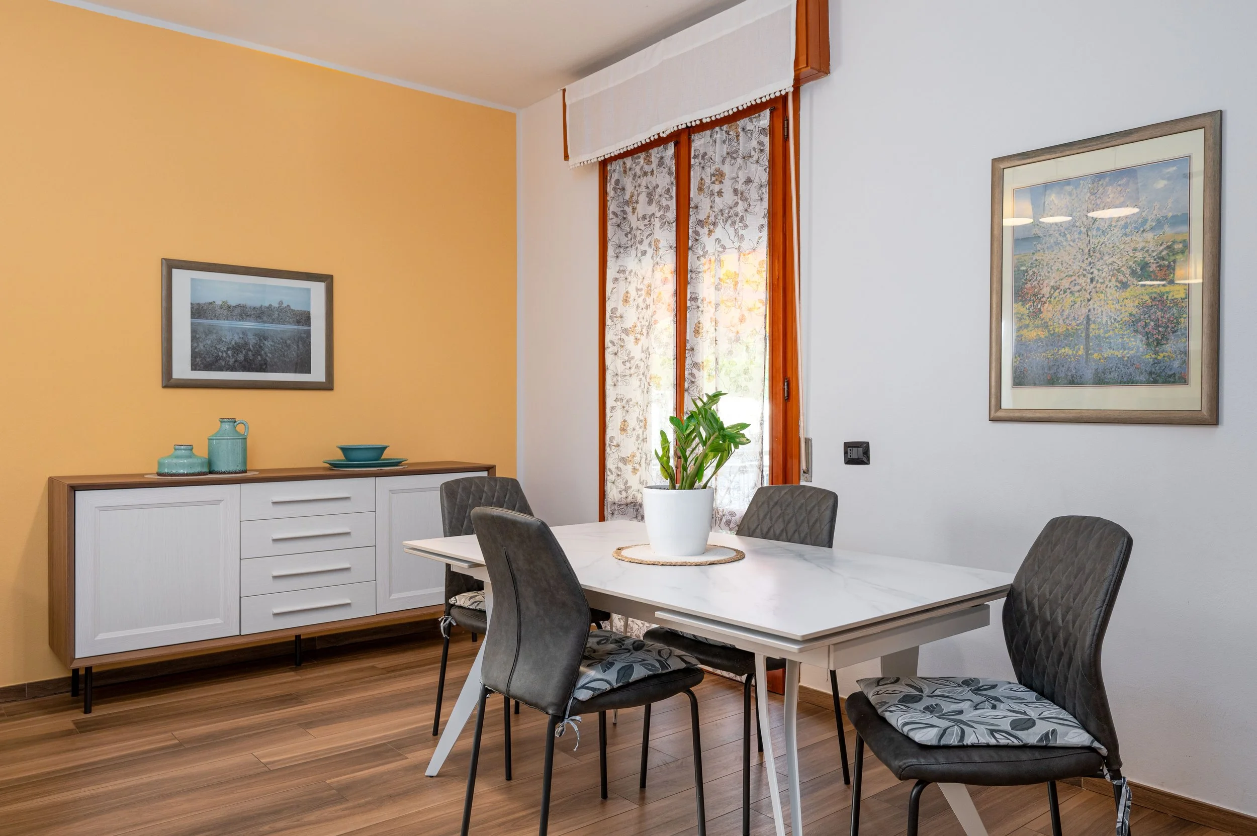 01_Caselli-Foto Portfolio (WEBquality)(72dpi).jpg