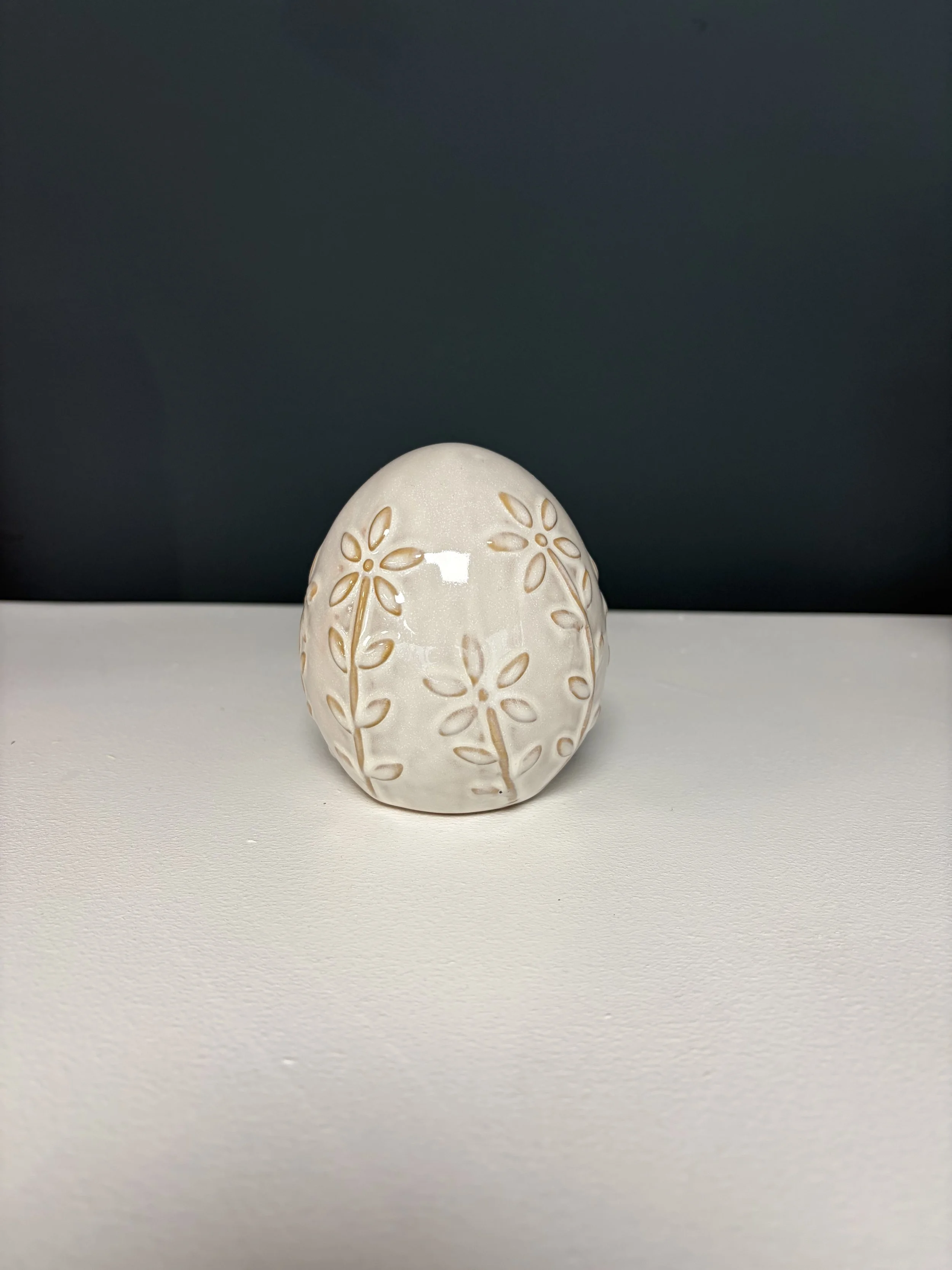 Ceramic Egg | stem flowers