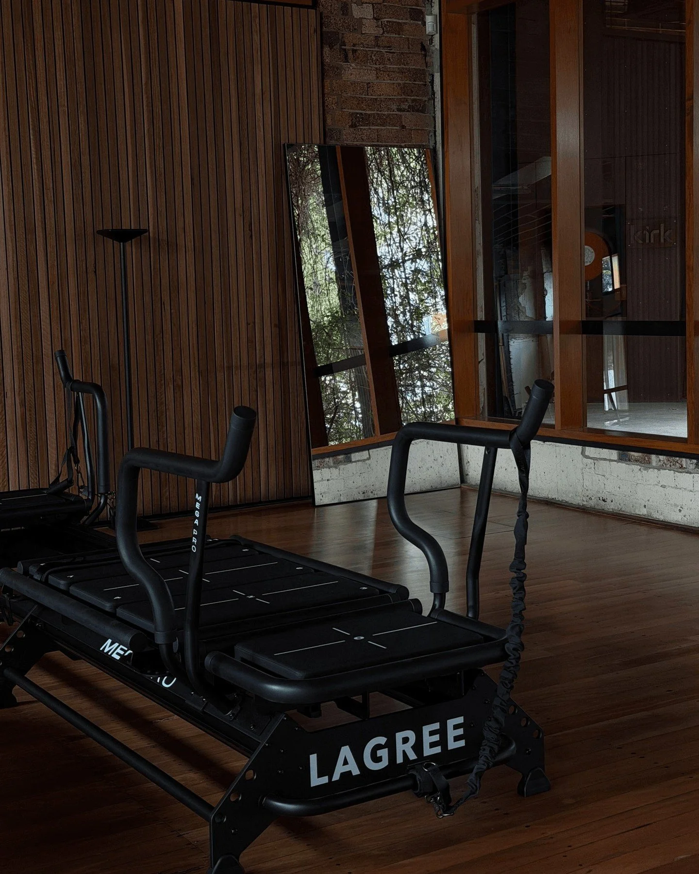 now there's absolutely no right or wrong in almost all areas of life; for us it was just the right choice to not mirror the studio. 

we have just one mirror in studio (for the selfies or to refresh your hair and blow yourself a smooch after class). 