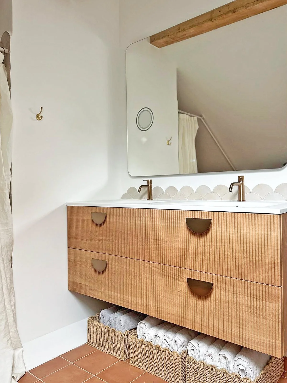 WhatsApp Image 2025-11-21 at 16.56.5012.jpeg