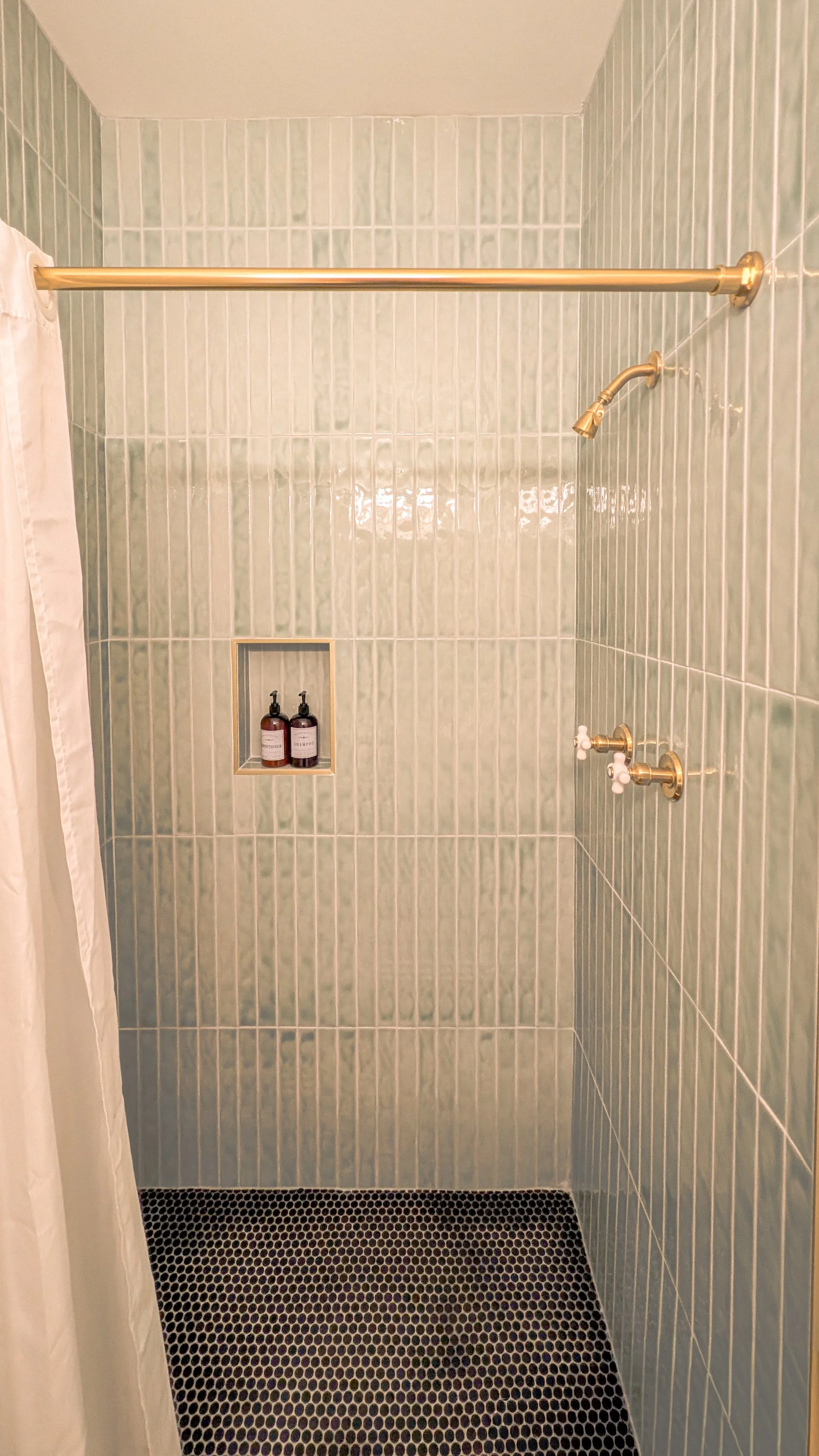 Oystere suite bathroom