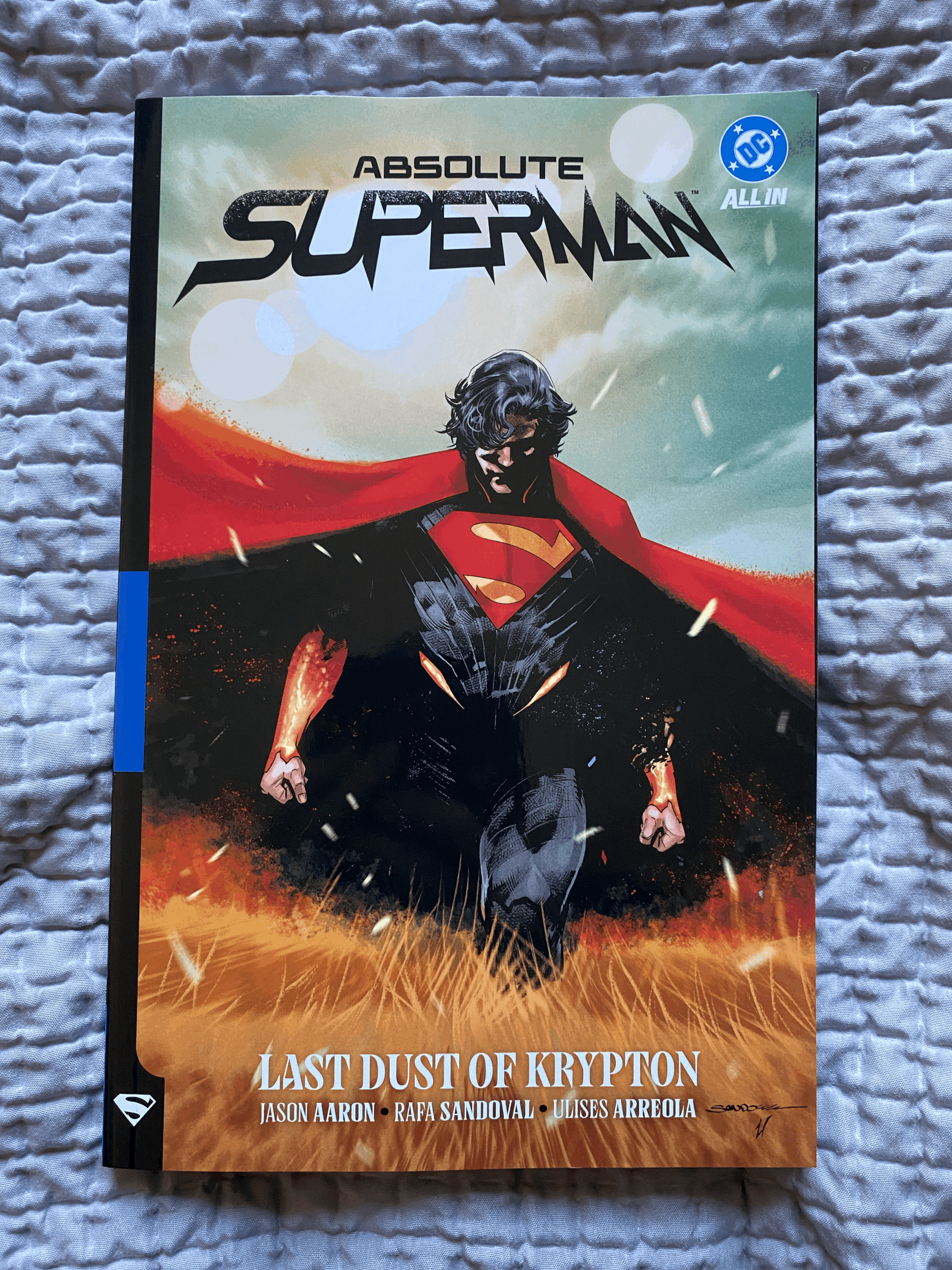 Absolute Superman Vol. 1