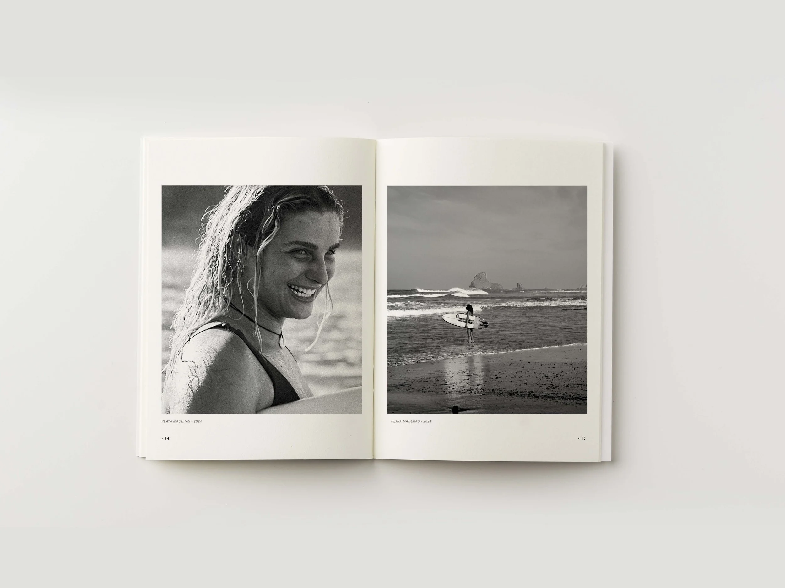 001_MaxineBook_Mokcup_Open_5.jpg