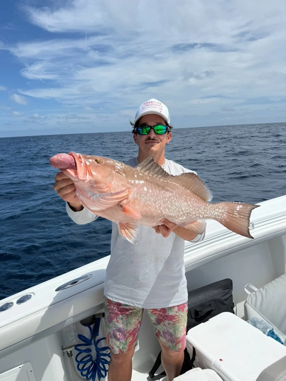 Ready to reel &lsquo;em in? 🐟🎣

Check out our fishing charters at the link in bio! 

#TicketboxFishingCompany #Florida 
#AdventureAwaits #FishingCharter #StPetersburgFL #BoatDay #Fishing #GulfCoast