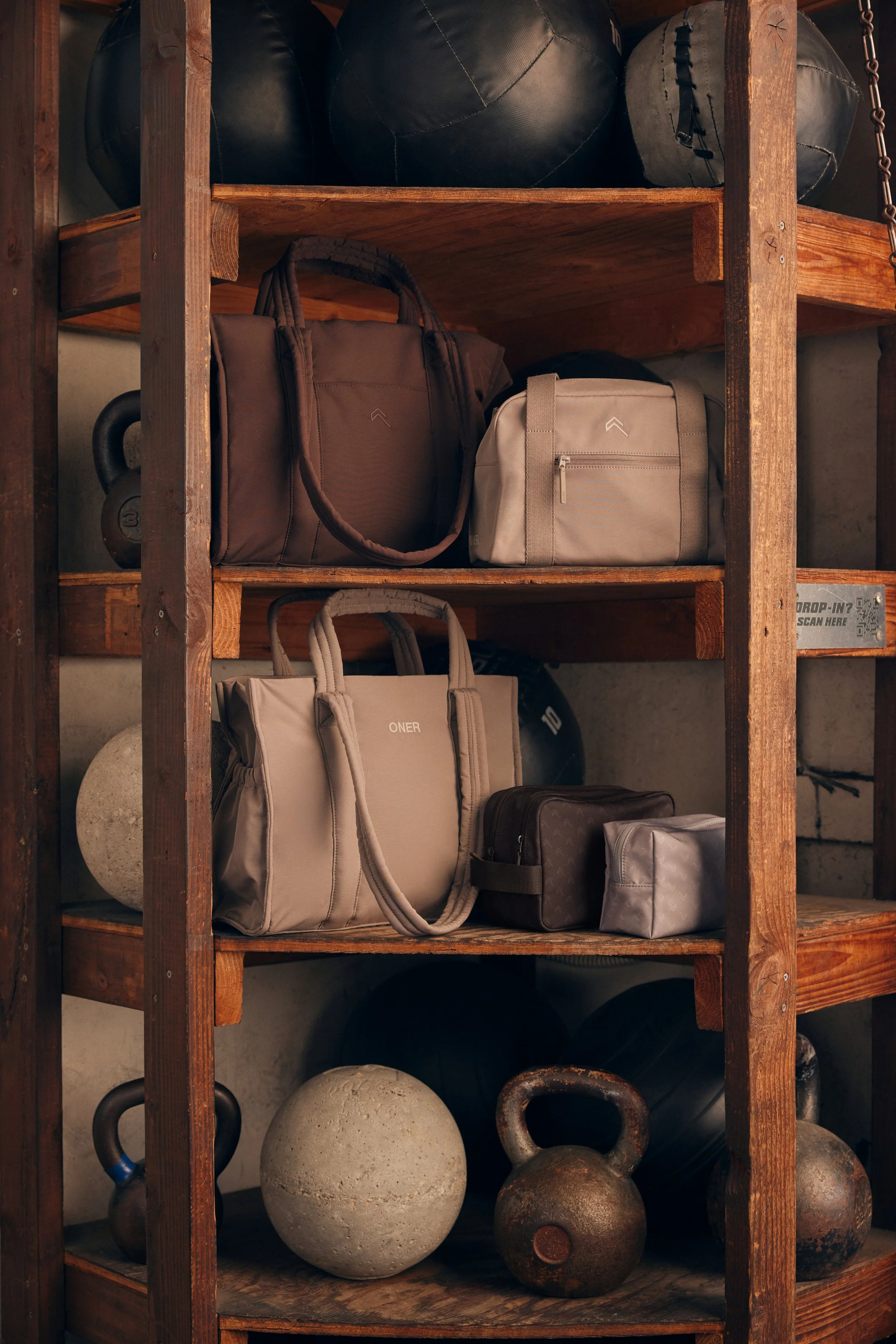 Shot 24_Still Life_Bag_1763.jpg