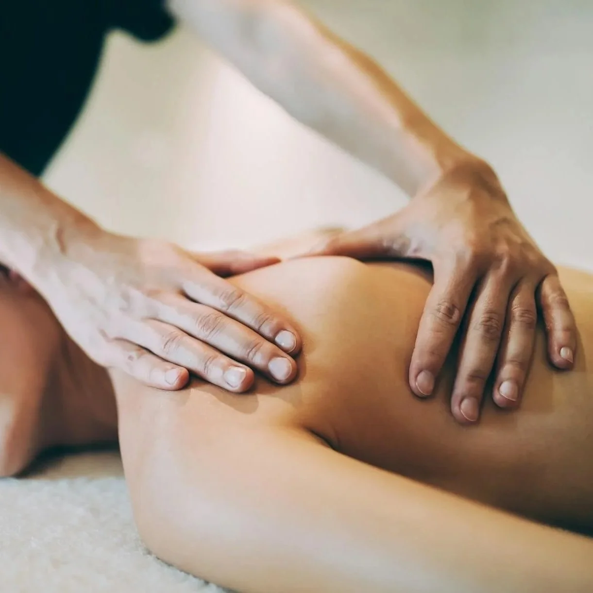 Massage-Shanti-Rooms-Chandlers-Ford-Debra-Ridout.jpg