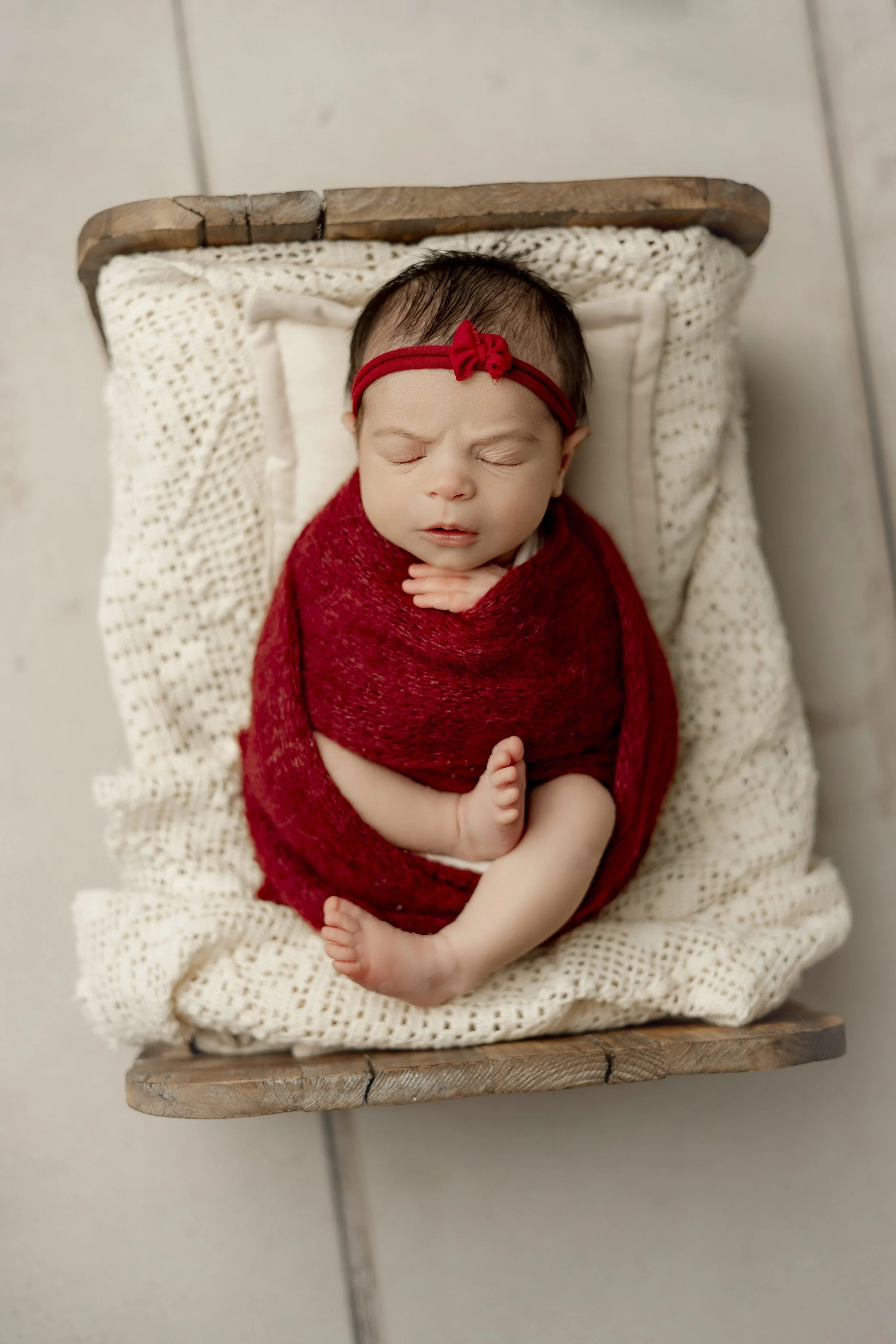 New Year, New Memories: The Best Time to Book Your Newborn Photoshoot