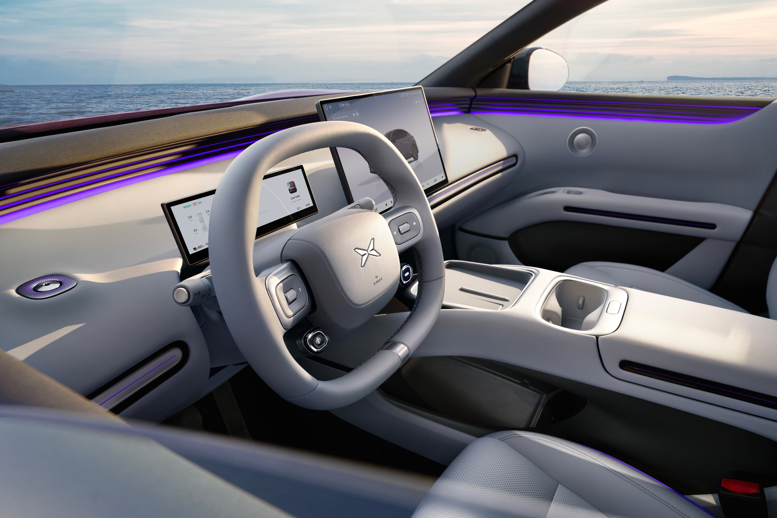 07_26_FeatureHighlights_Steering_Wheel_moins_de_20_Mo.jpg