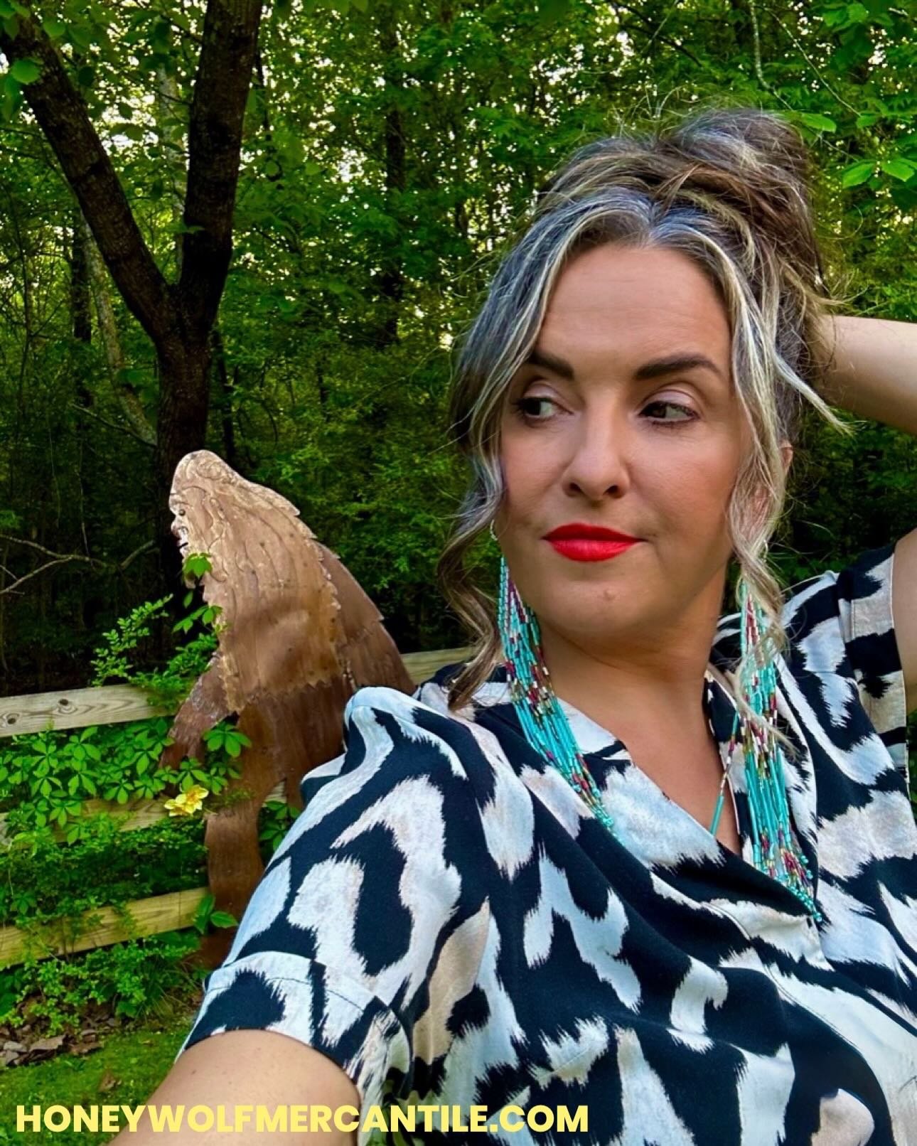 🔮 Hey Atlanta Friends &amp; Fam, I have a few questions&mdash;

Are you&hellip;

🎨 Feeling energetically &amp; creatively stifled by the state of the world? 

🌹 Grieving what is happening here in America and abroad? 

👁️ Longing for practical, ha