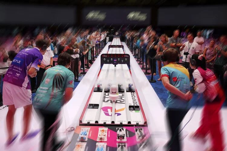 Secondary (11-19) | Join the STEM Race Now — STEM Racing Global
