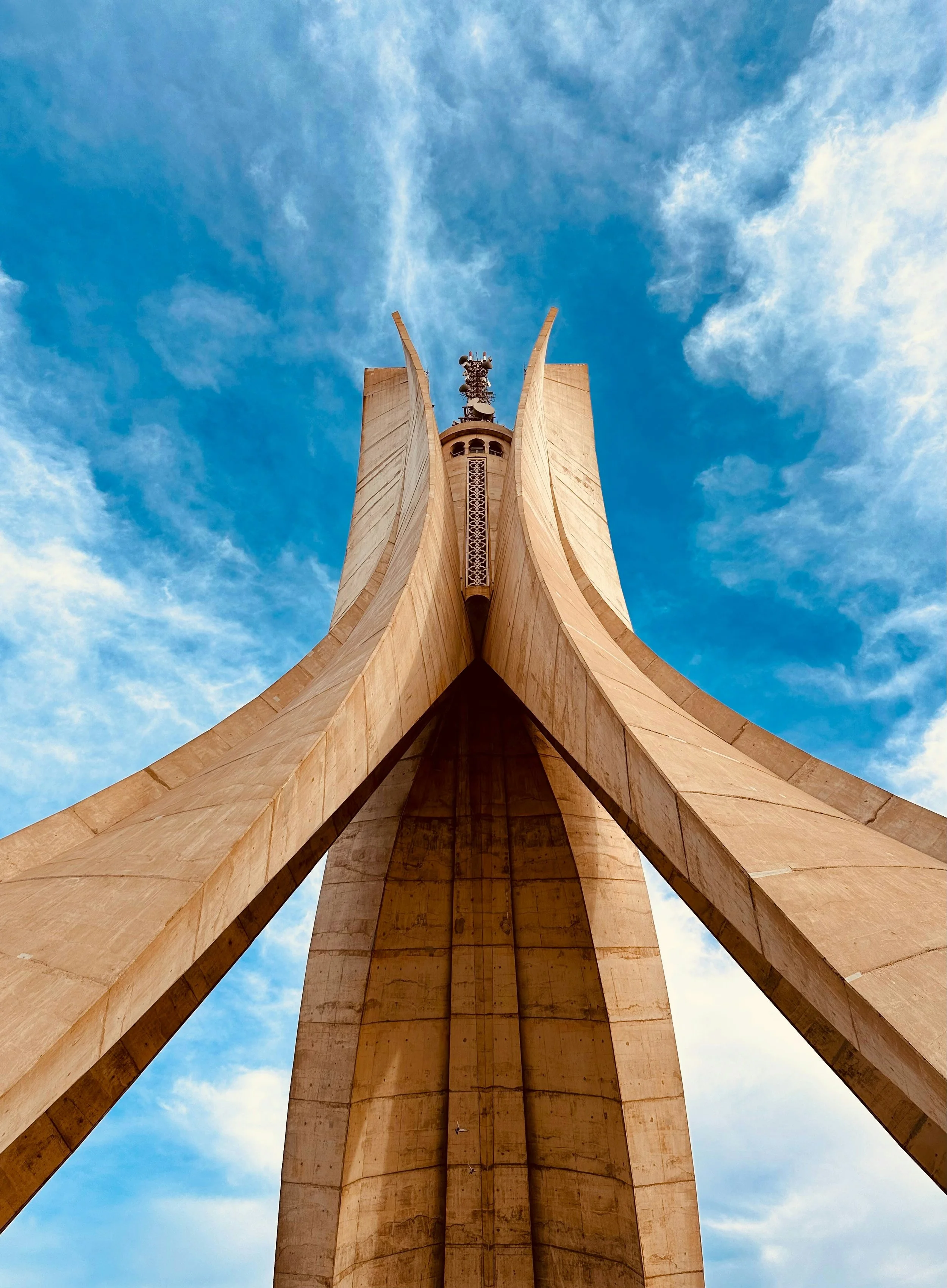Algiers Office Space: Understanding the Business Districts Shaping the Market
