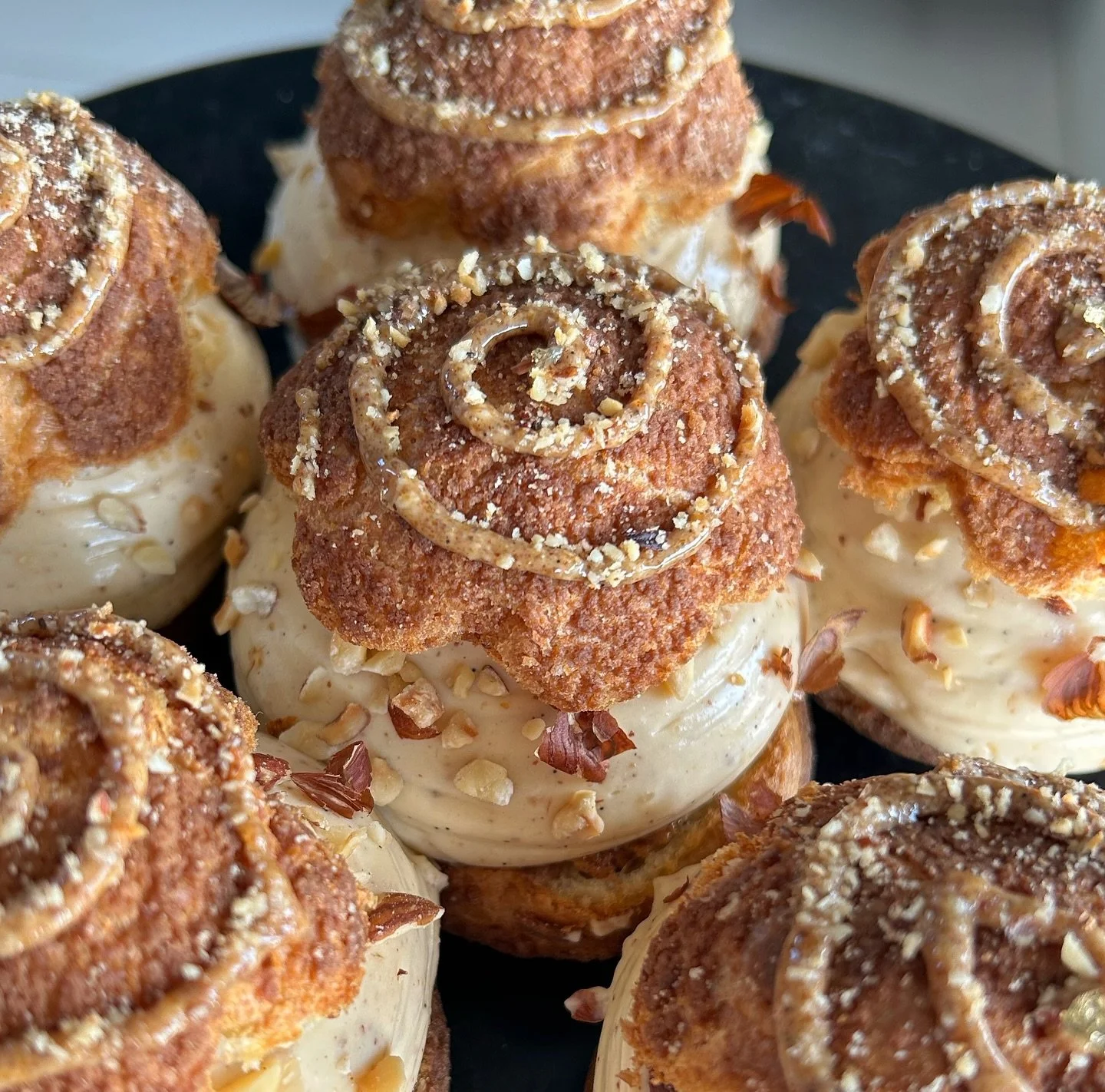 PARIS BREST amande noisette vanille ♡

#patisserie #parisbrest #chou #vanilla