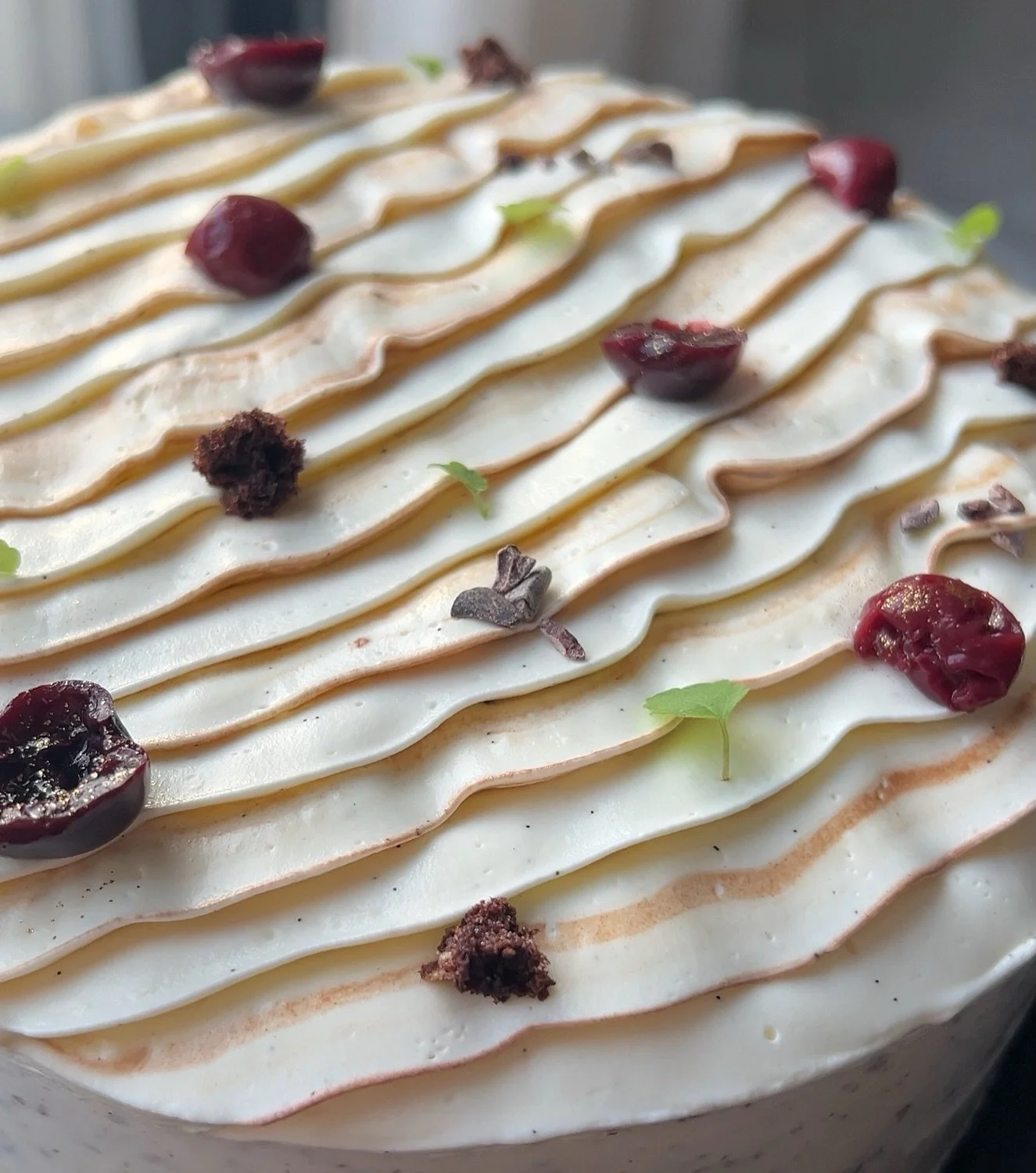 FORET NOIRE 🍒🍫

#foretnoire #patisserie #pastry