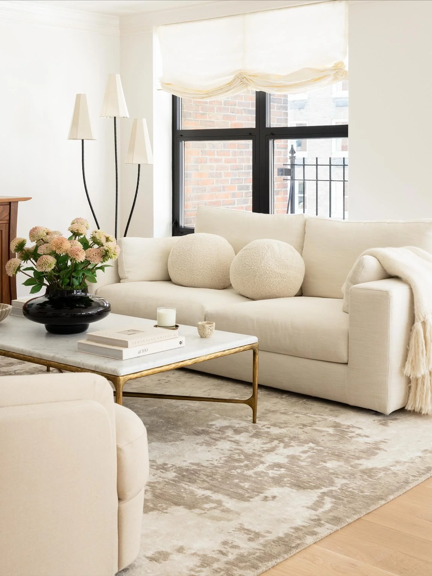 we sprayed the dingy old white window frames black…it wasn’t the easiest process…but totally worth it.