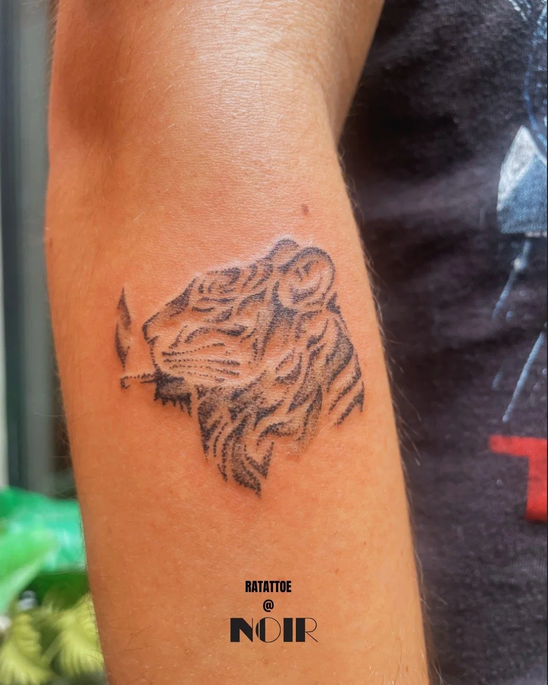 A new week always feels like a small reset.
If there&rsquo;s an idea you&rsquo;ve been carrying around,
we&rsquo;d love to hear it.

DM us what you&rsquo;re thinking.
We&rsquo;ll take it from there. 🖤