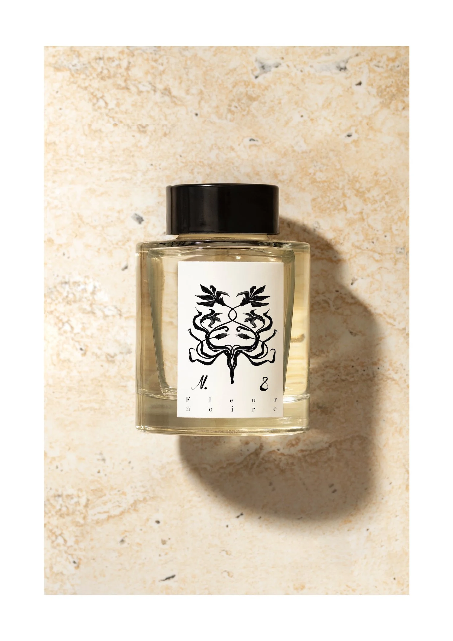 Fleur noire sudiocecilia .JPG
