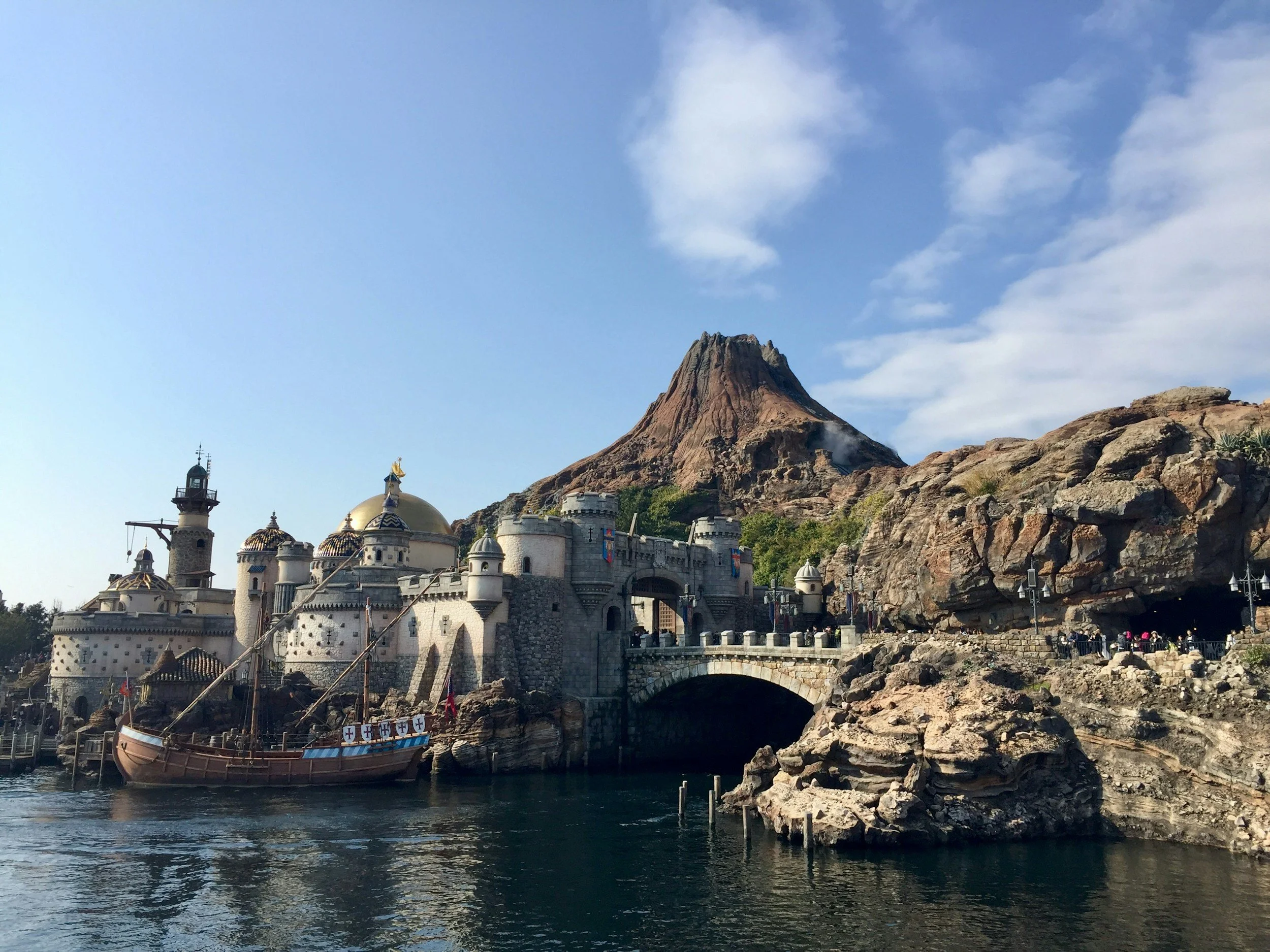 Mount Prometheus and Mediterranean Harbor at Tokyo DisneySea