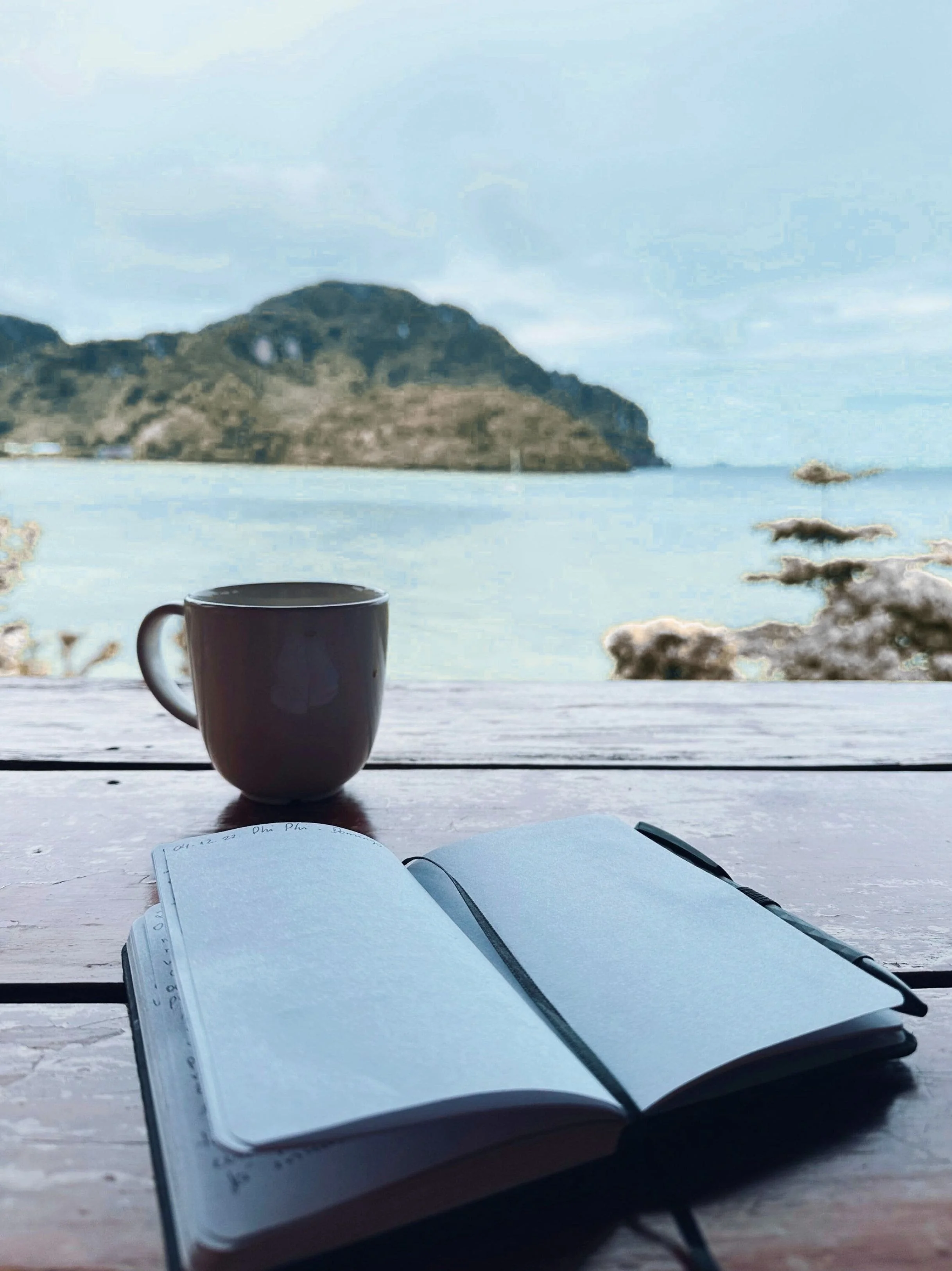journal therapy by the ocean