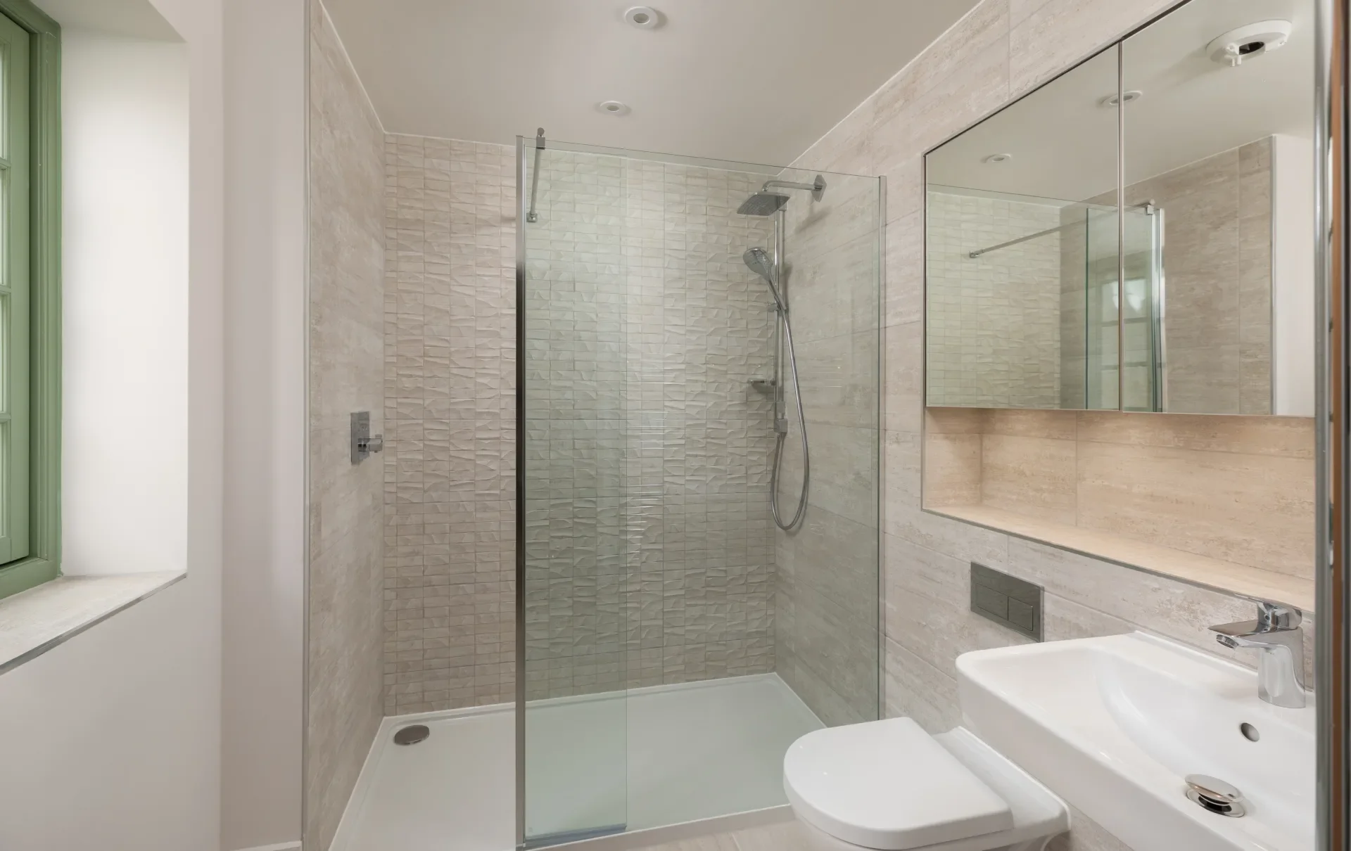 Ellenbrook bathroom 2.webp