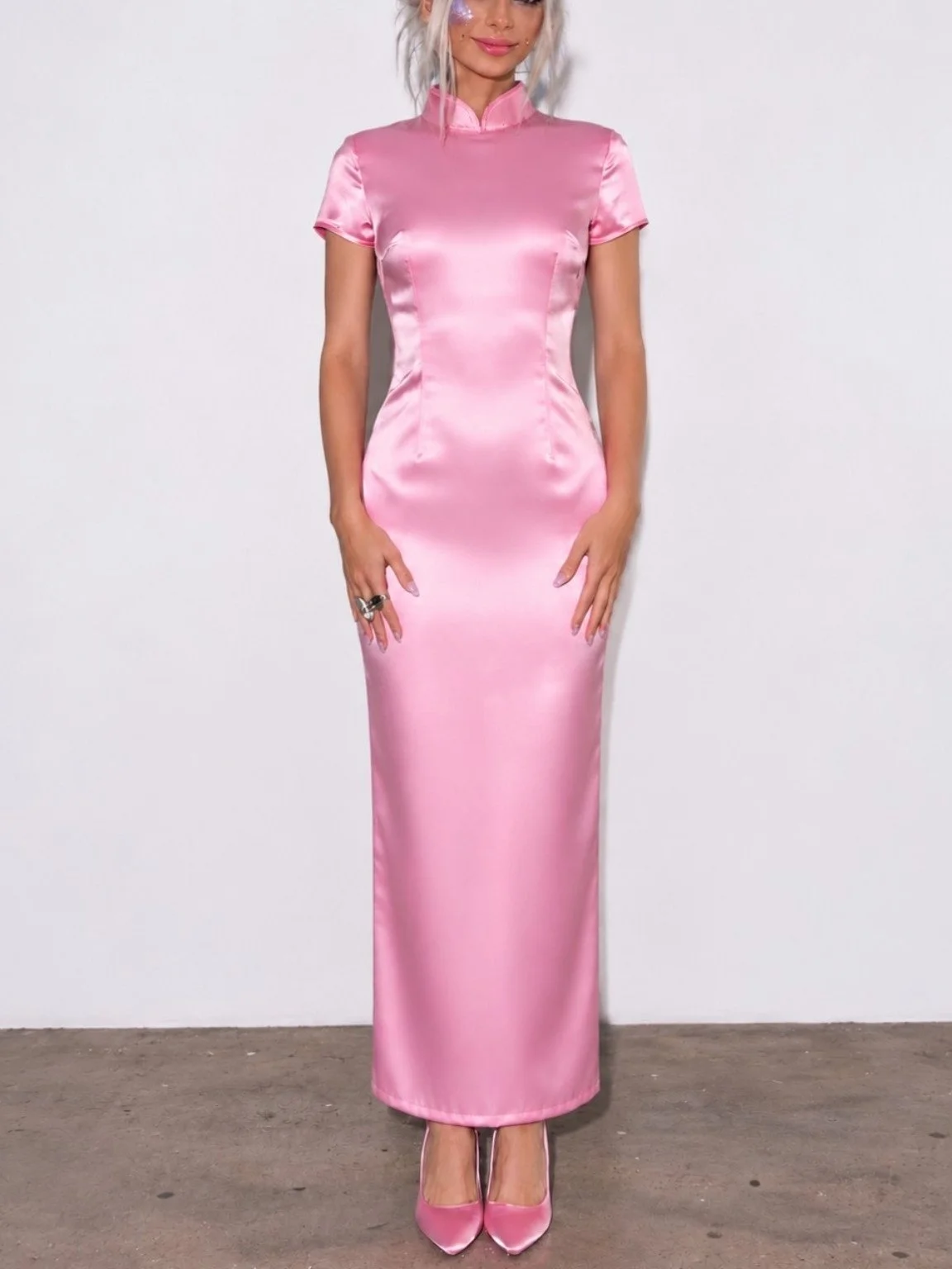 pink_dress_3x4_original_crop.jpg