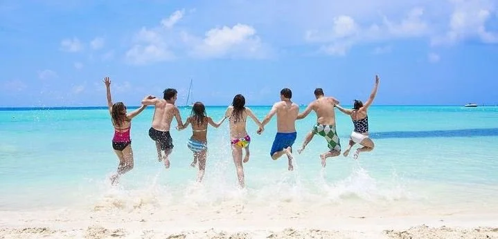 Viaje a medida o viaje grupal: ¿cuál es la mejor opción para vos?