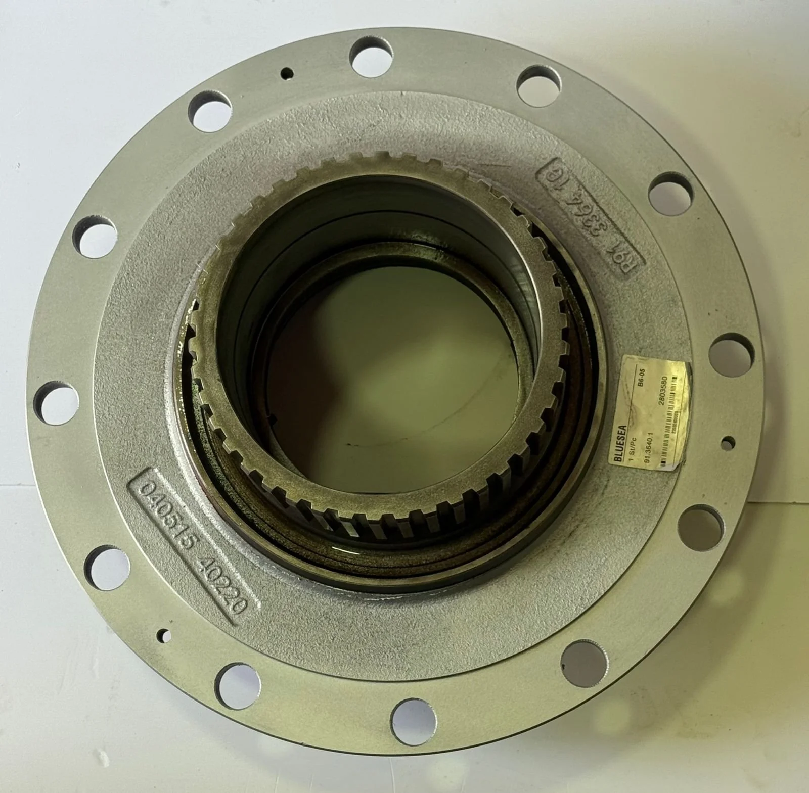 HUB DIFERENCIAL NºPARTE 923855.0243 / 91.3640.1