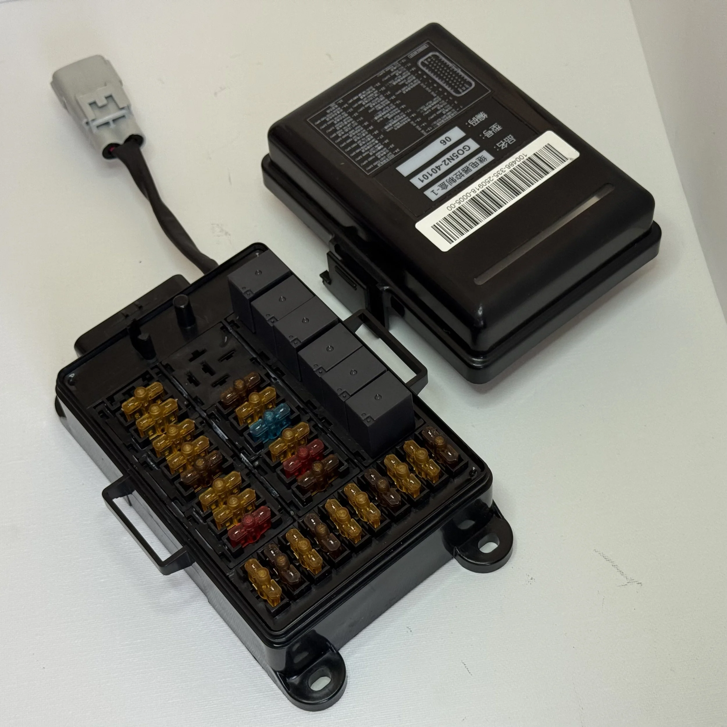 CAJA FUSILERA NºPARTE: GO5N2-40101