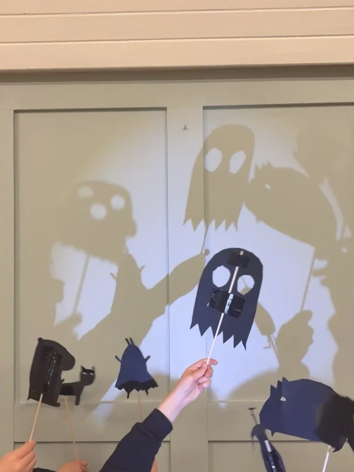 Loved, loved LOVED making Lotte Reiniger- inspired puppets with the girls at @trurohighschoolforgirls . 

After reading Scissroella (by @laurabarrettuk , @andersenpress and I) the children designed their own re-imagined fairy tale characters. 

I so 