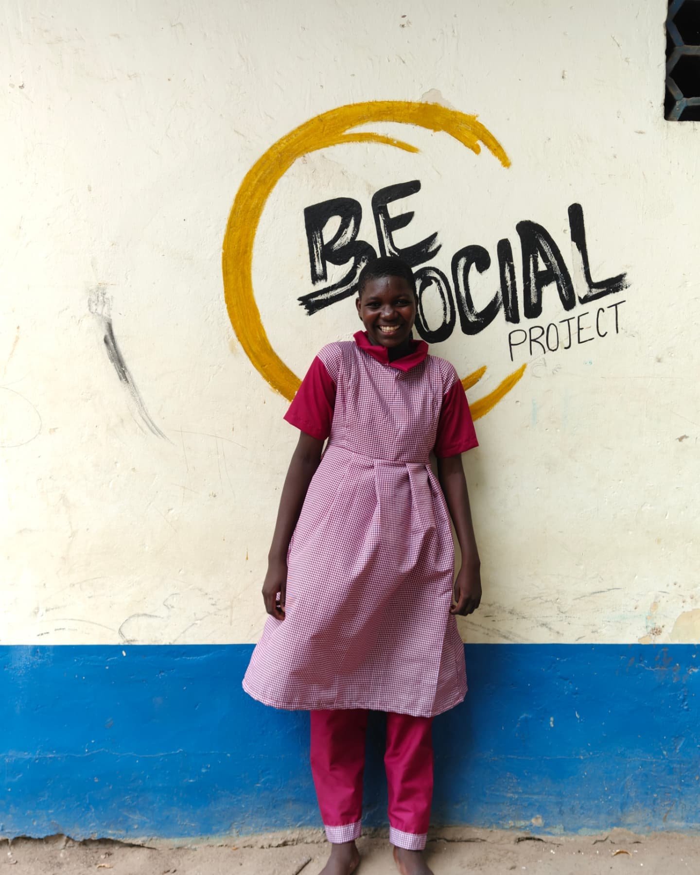 Jane💛💙

Jane tiene unos 14 a&ntilde;os y una hemiparesia en el lado izquierdo de su cuerpo, probablemente causada por complicaciones al nacer. Pero eso no la define. Jane es divertida, trabajadora, graciosa y un poquillo traviesa. Su familia la qui